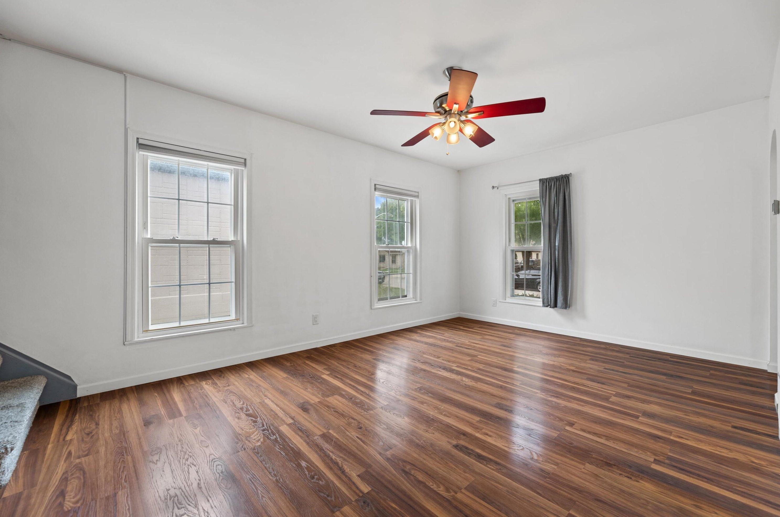 2580 77 St, Milwaukee WI 53219-2765 exterior