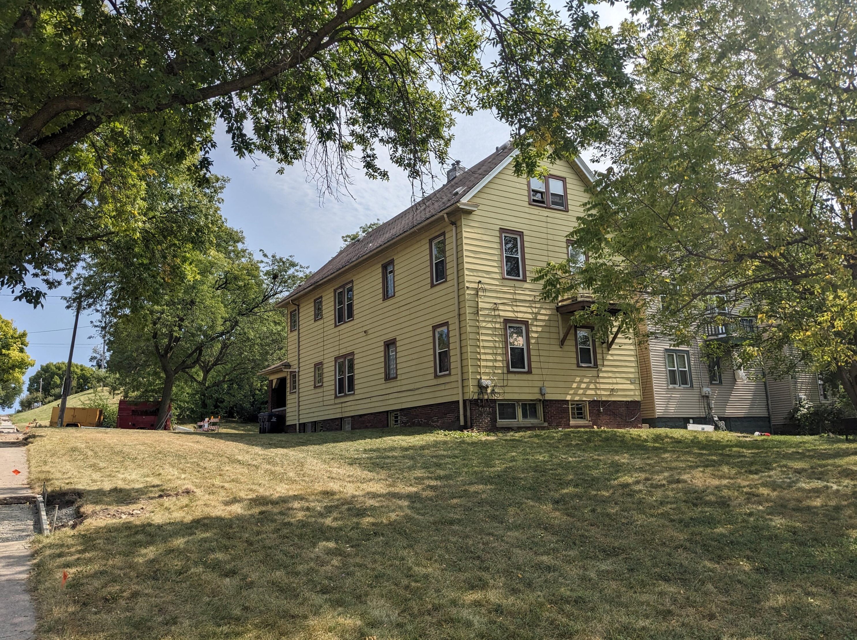 2865 2nd St, Milwaukee WI  53212-2409 exterior