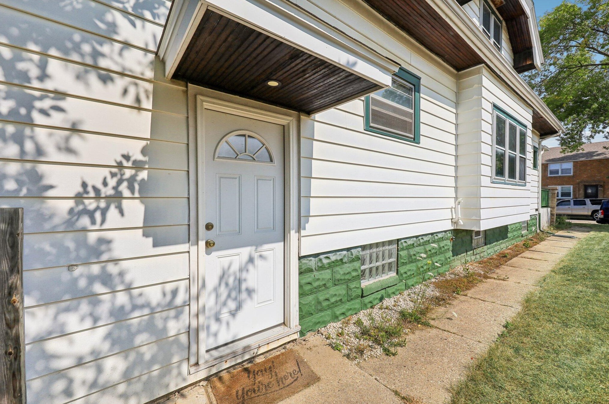 2261 75th St, Milwaukee WI 53213-3517 exterior