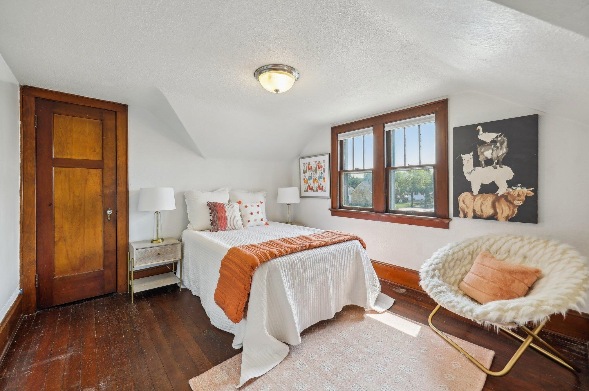 2261 75th St, Milwaukee WI 53213-3517 exterior