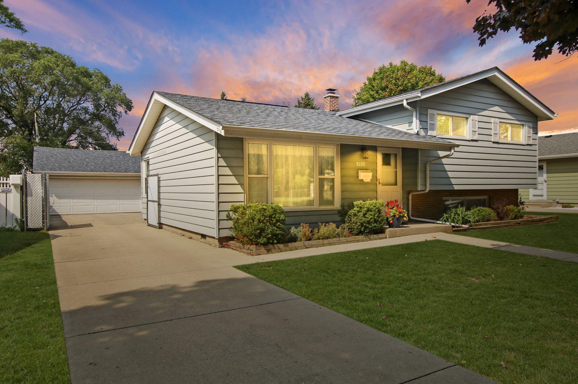 8030 26th Ave, Kenosha WI 53143-6201 exterior