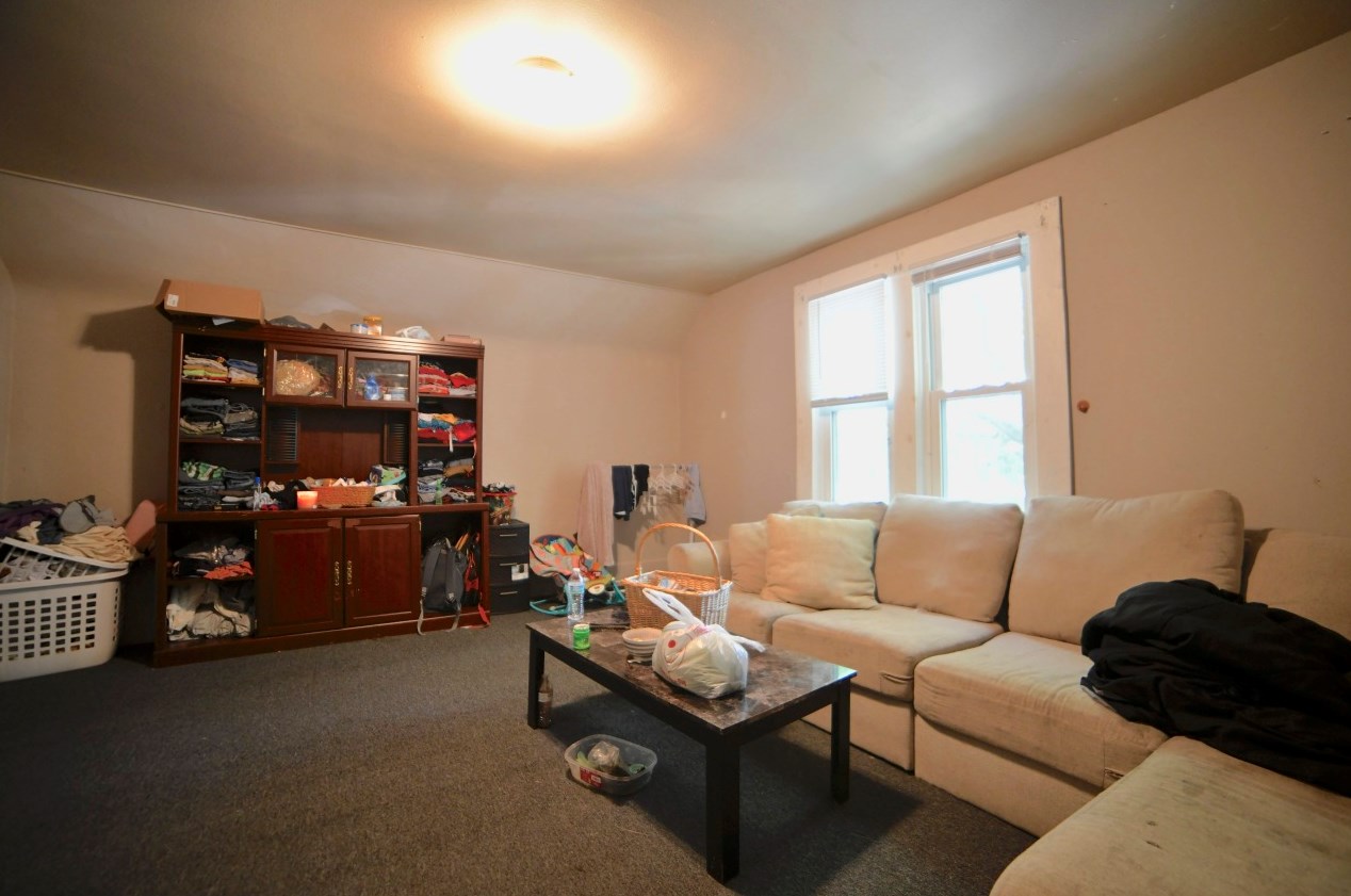 1901 30, Milwaukee WI 53215-2432 exterior