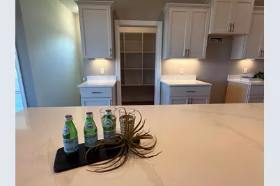 1748 N River Cir, River Hills, WI 53217 - Photo 11