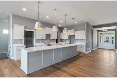 1748 N River Cir, River Hills, WI 53217 - Photo 9