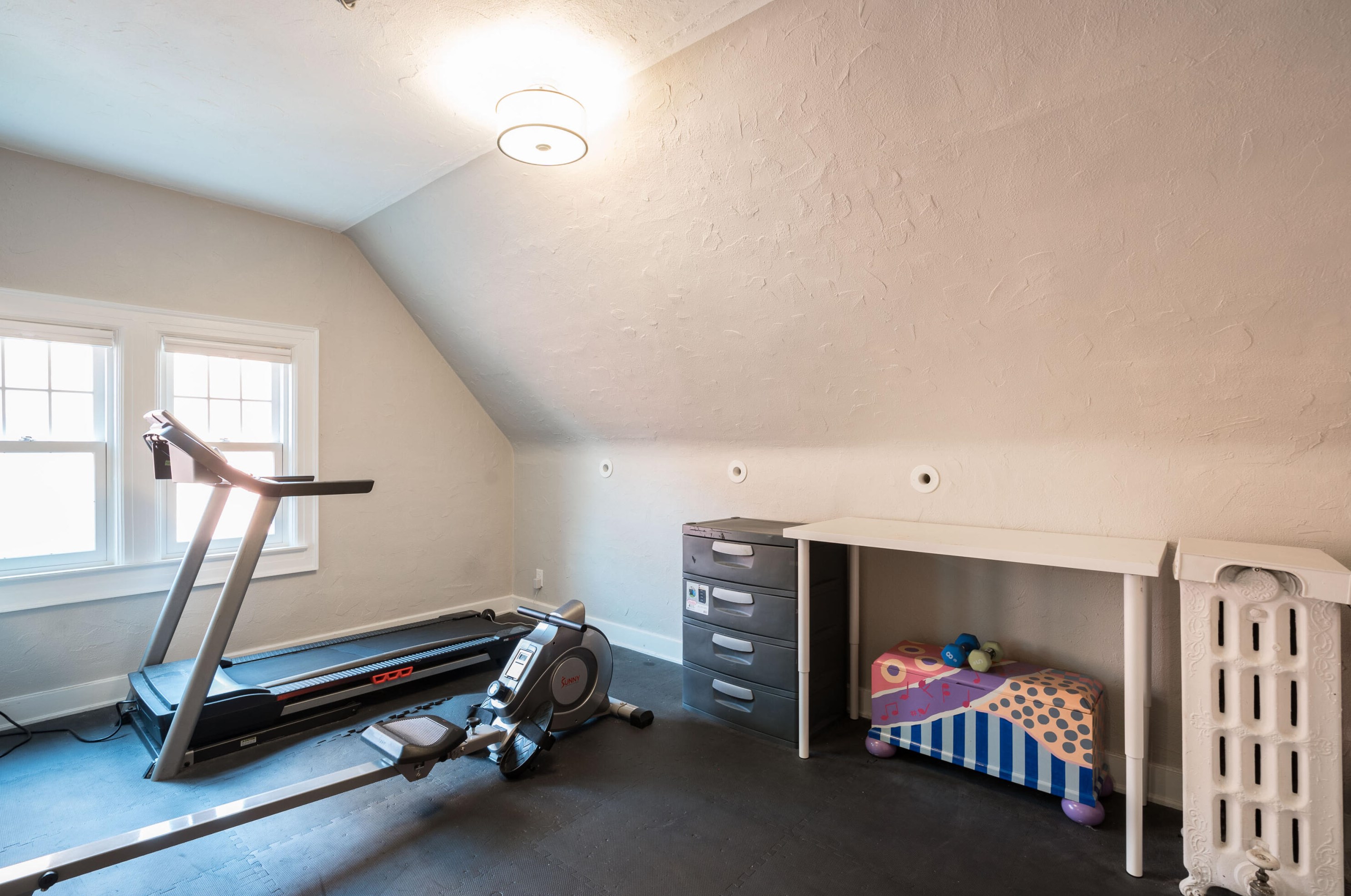 2709 Belleview Pl, Milwaukee WI  53211-3831 exterior