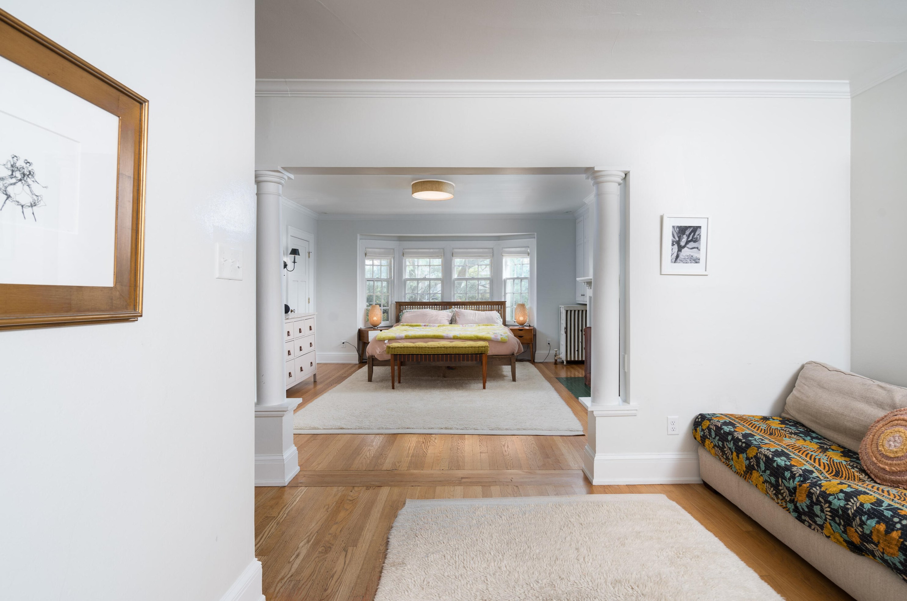 2709 Belleview Pl, Milwaukee WI  53211-3831 exterior