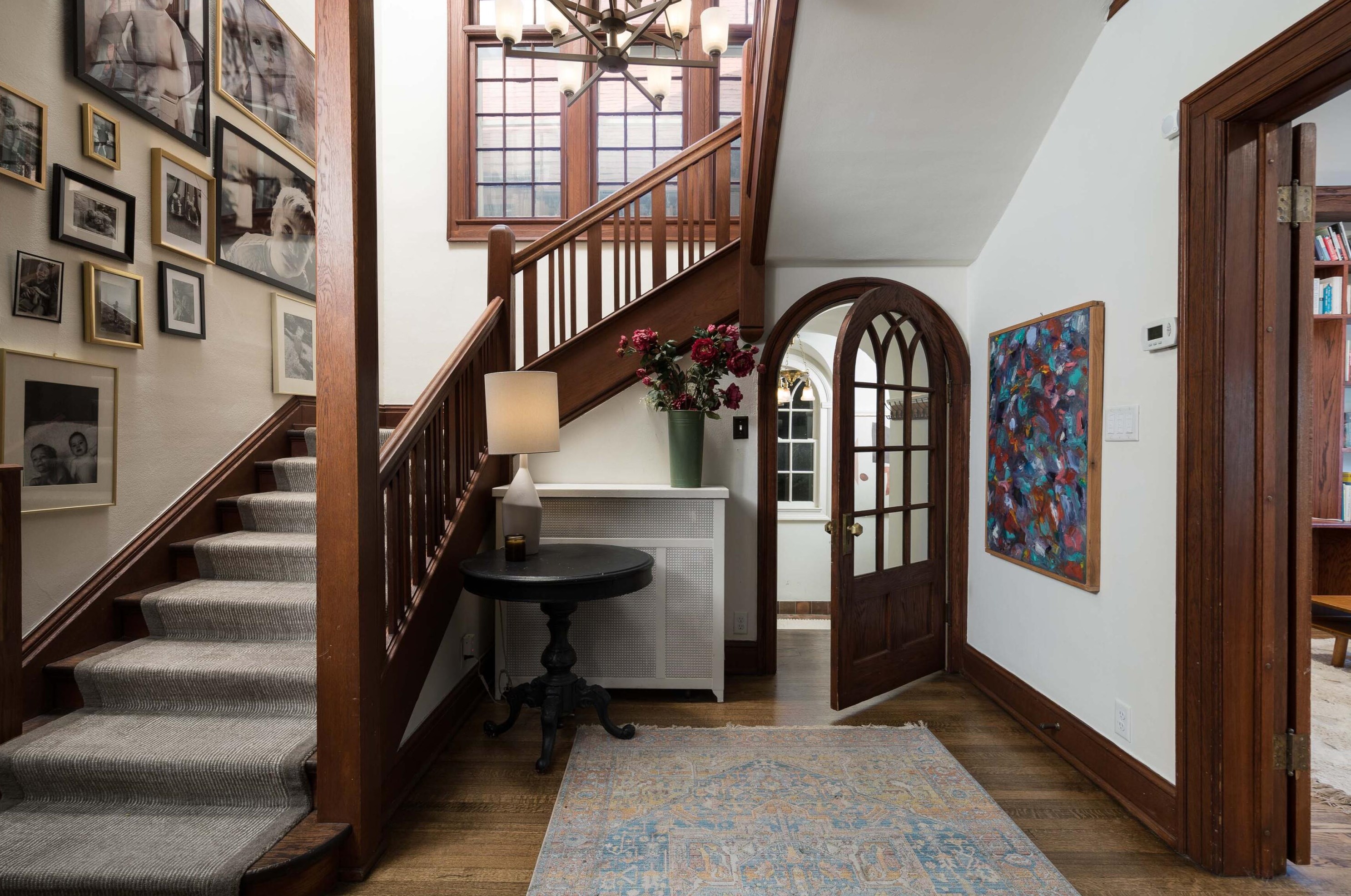 2709 Belleview Pl, Milwaukee WI  53211-3831 exterior