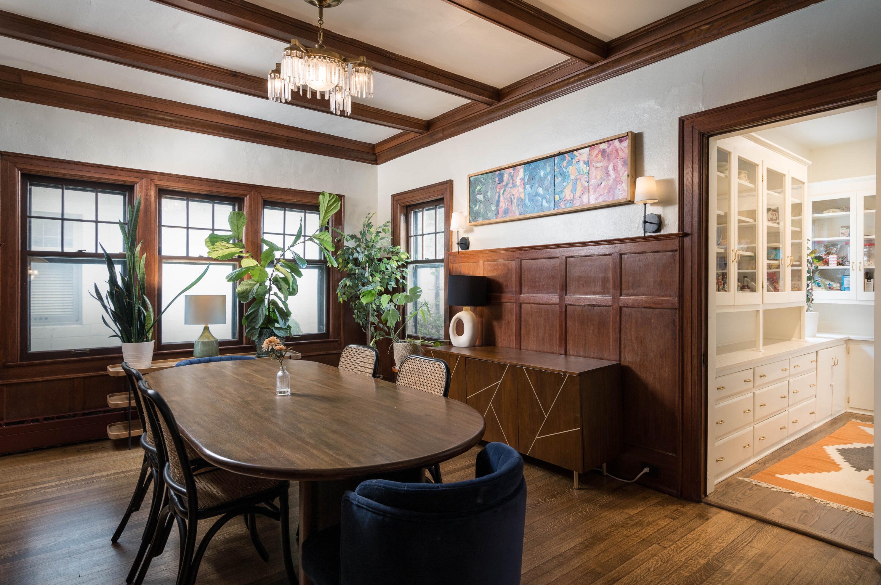 2709 Belleview Pl, Milwaukee WI  53211-3831 exterior