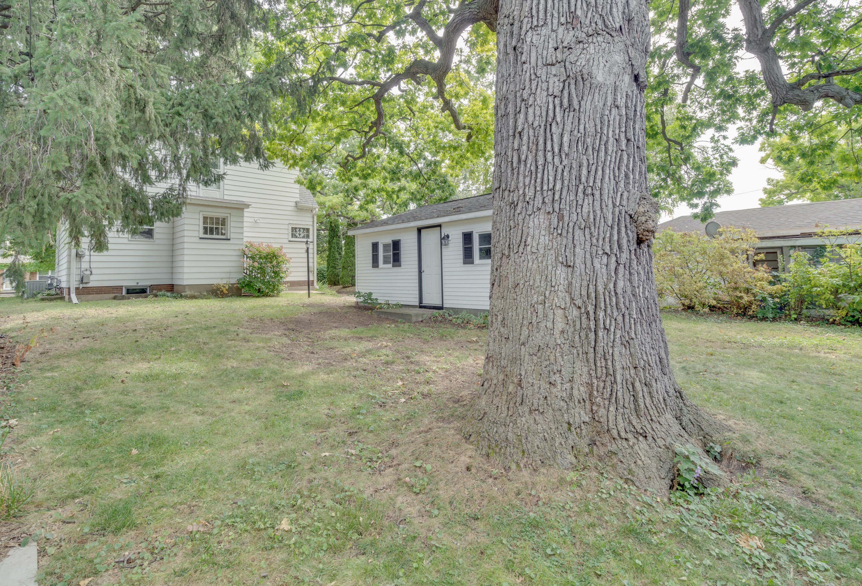 5802 36 Ave, Kenosha WI 53144-6918 exterior