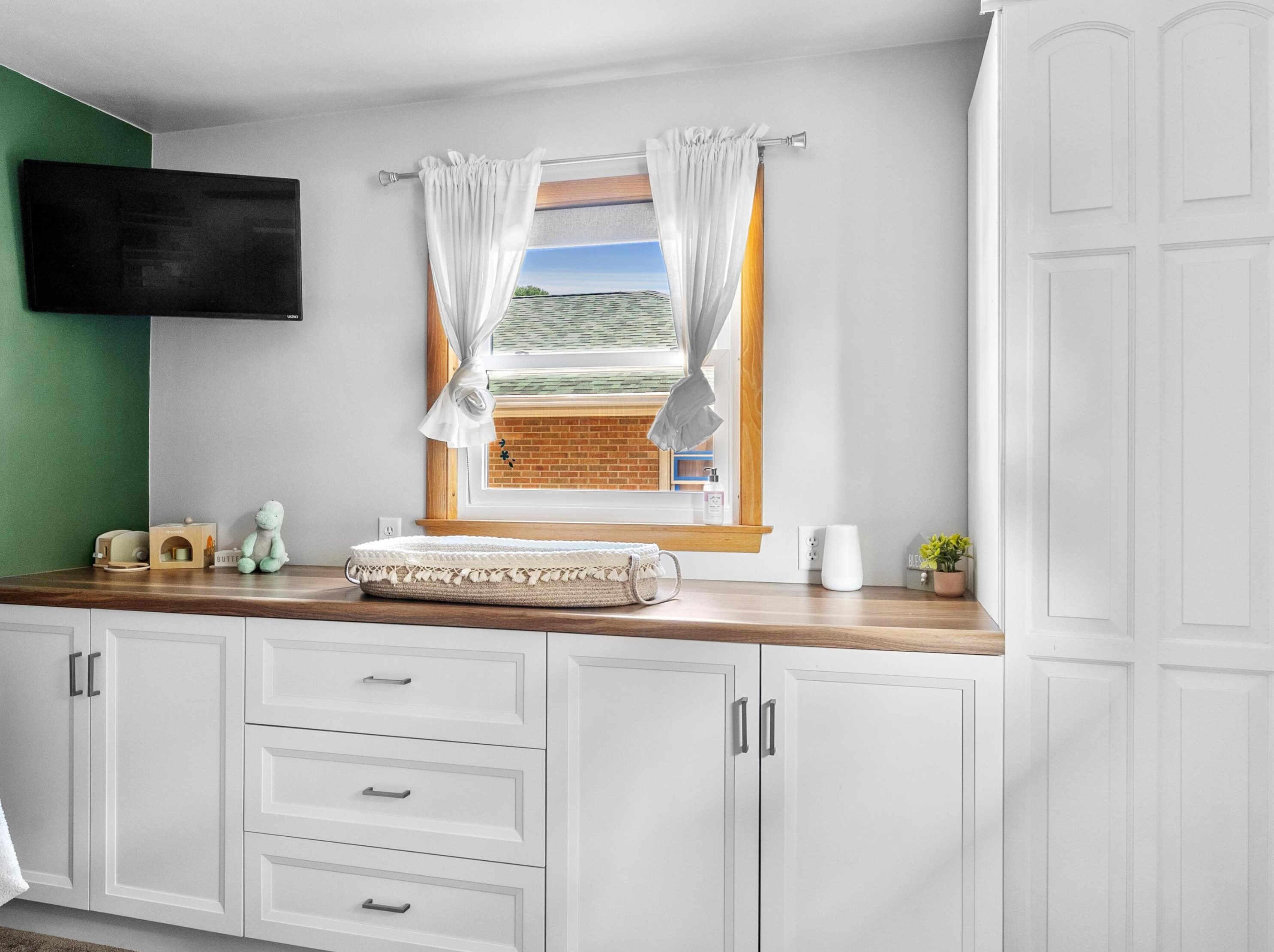 814 Flambeau St, Manitowoc WI 54220-6628 exterior