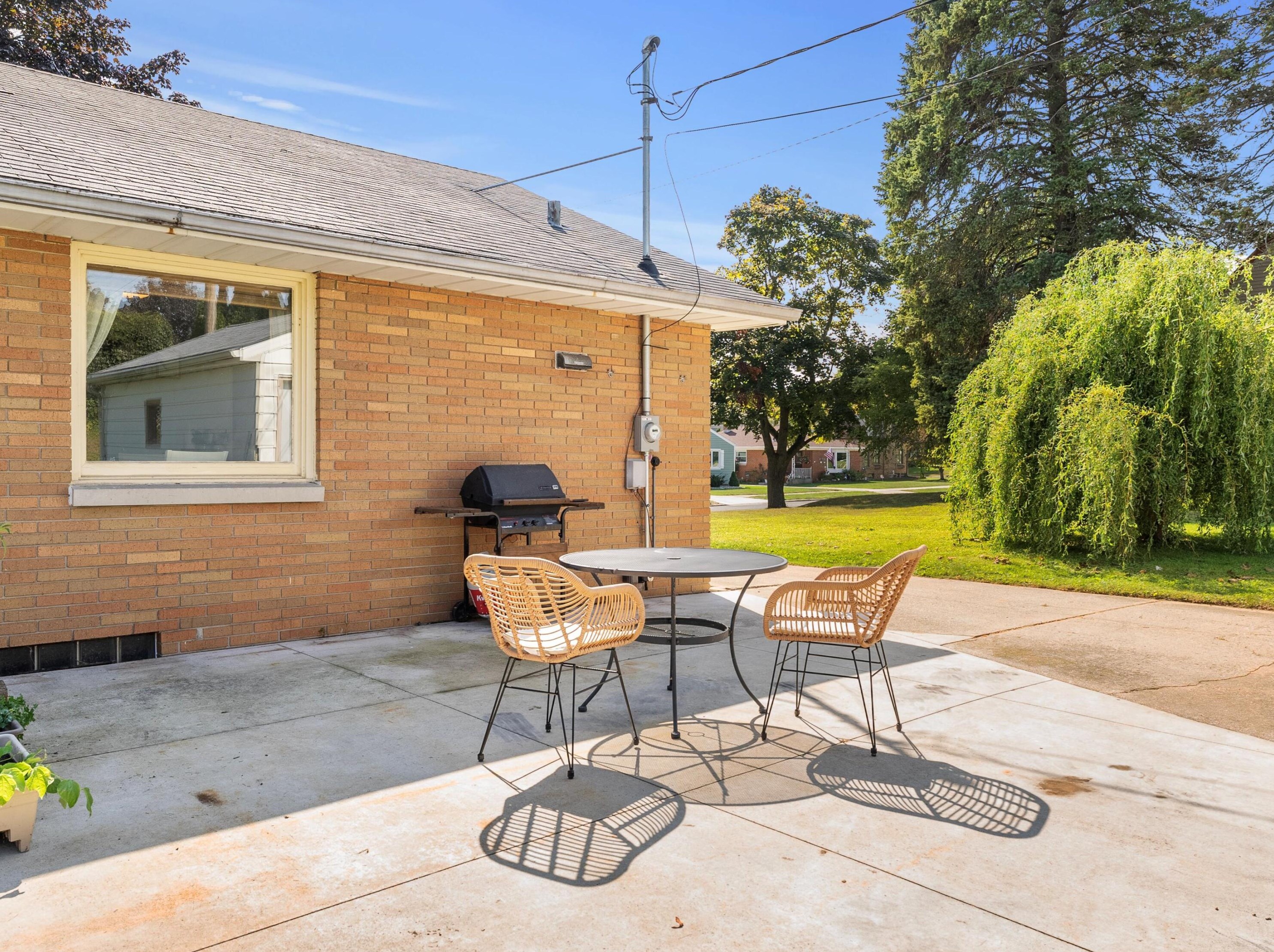 814 Flambeau St, Manitowoc WI 54220-6628 exterior