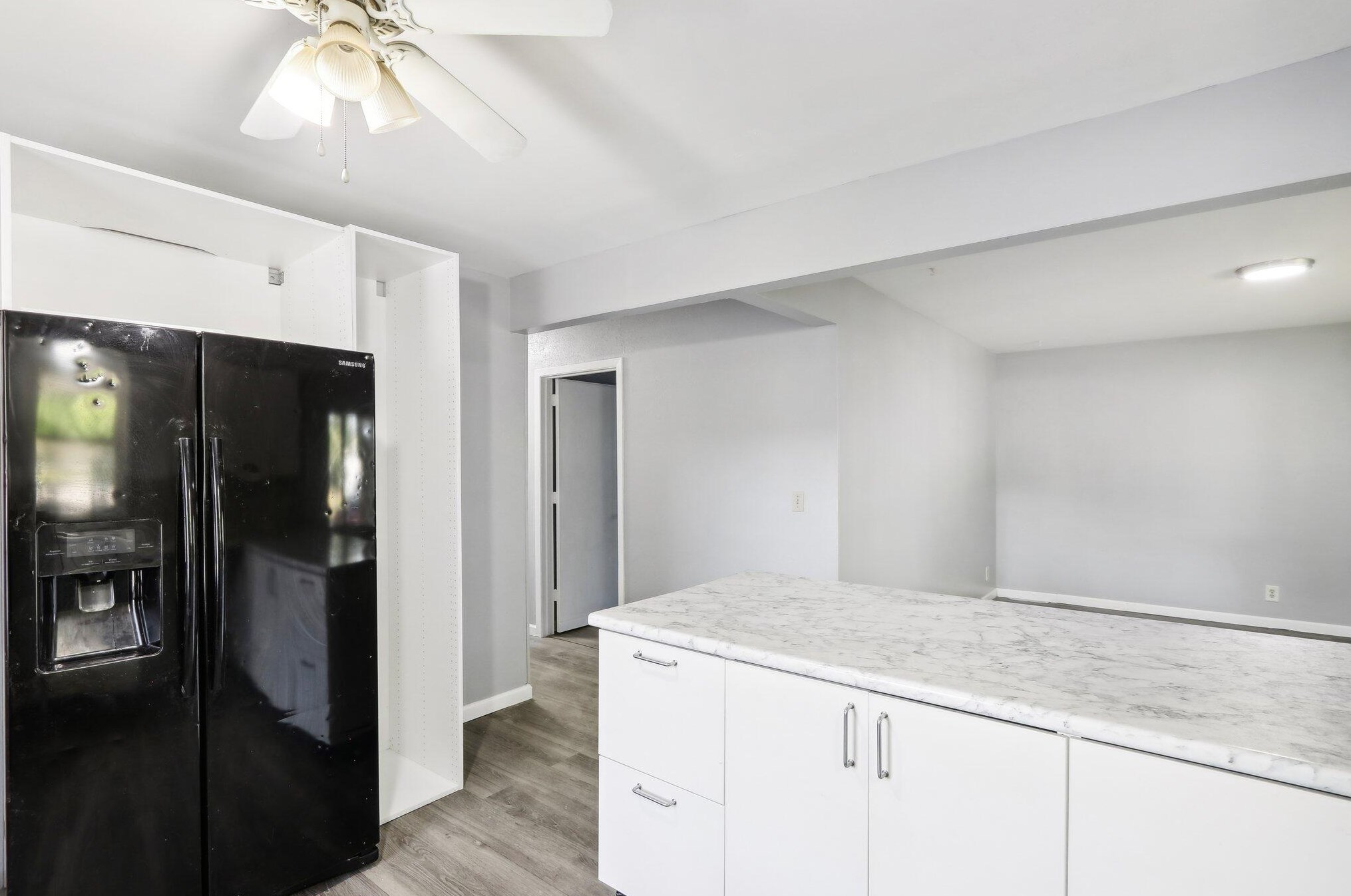 6413 105th St, Milwaukee WI  53224-5100 exterior