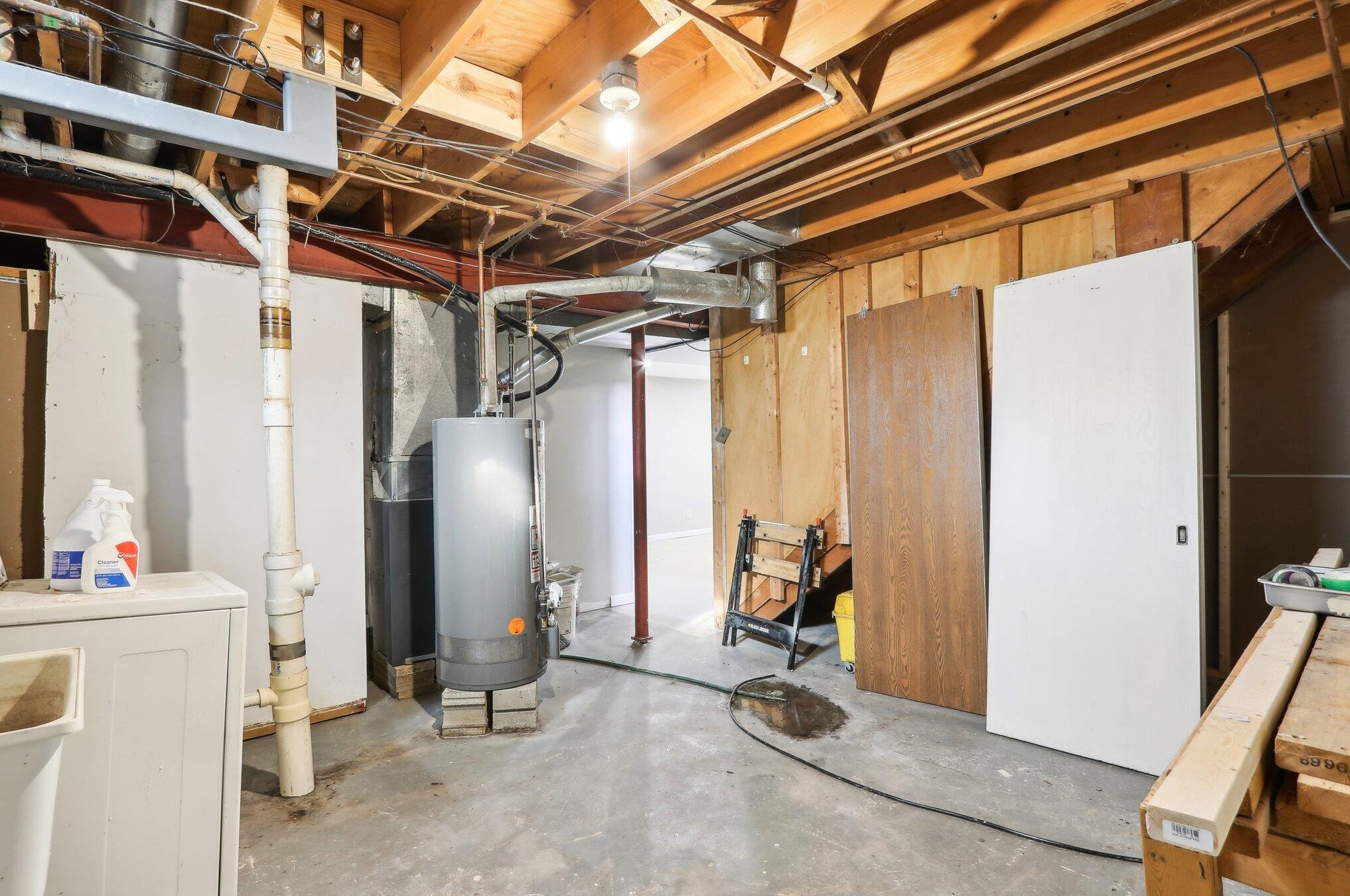 6413 105th St, Milwaukee WI  53224-5100 exterior