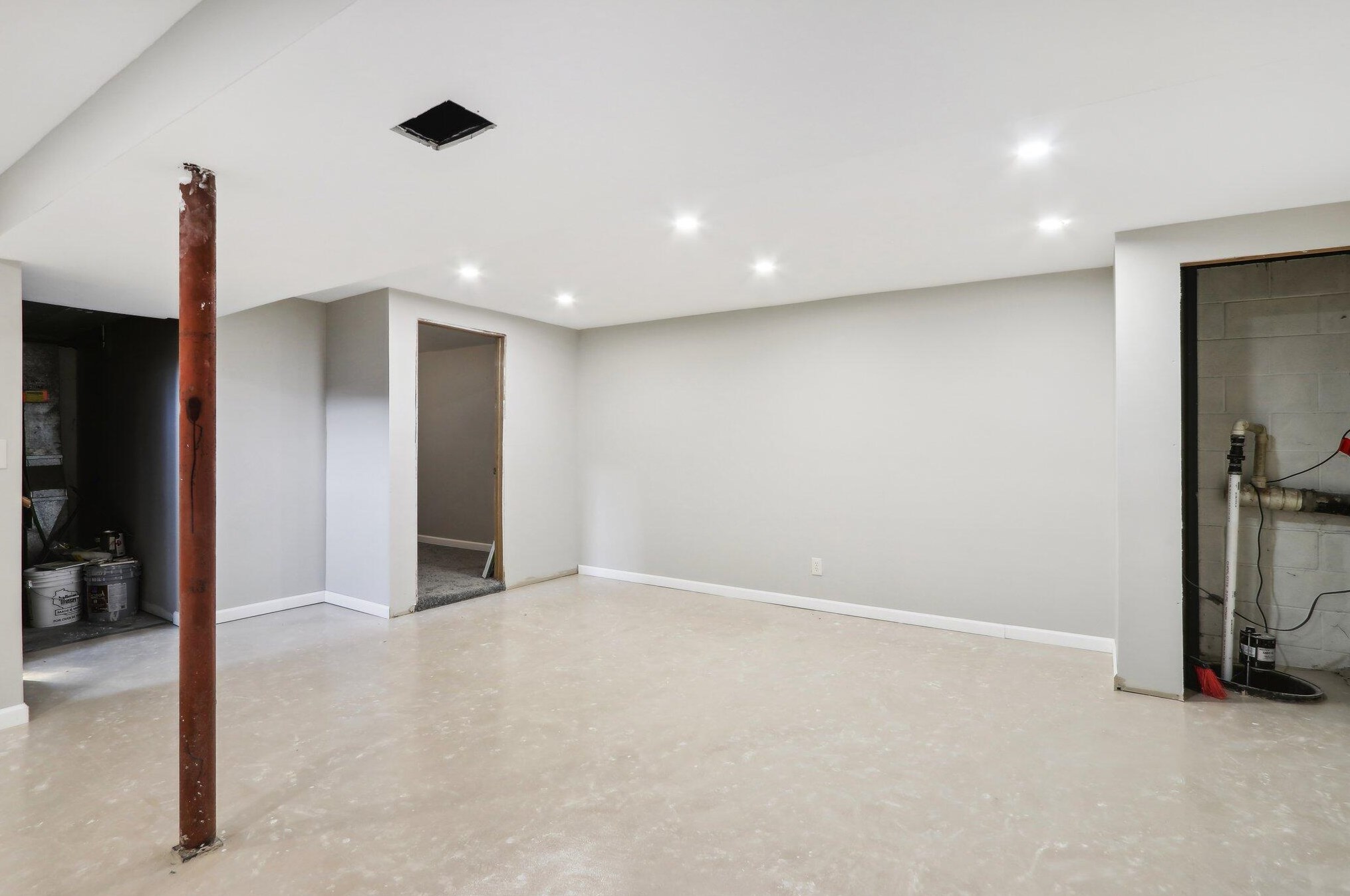 6413 105th St, Milwaukee WI  53224-5100 exterior