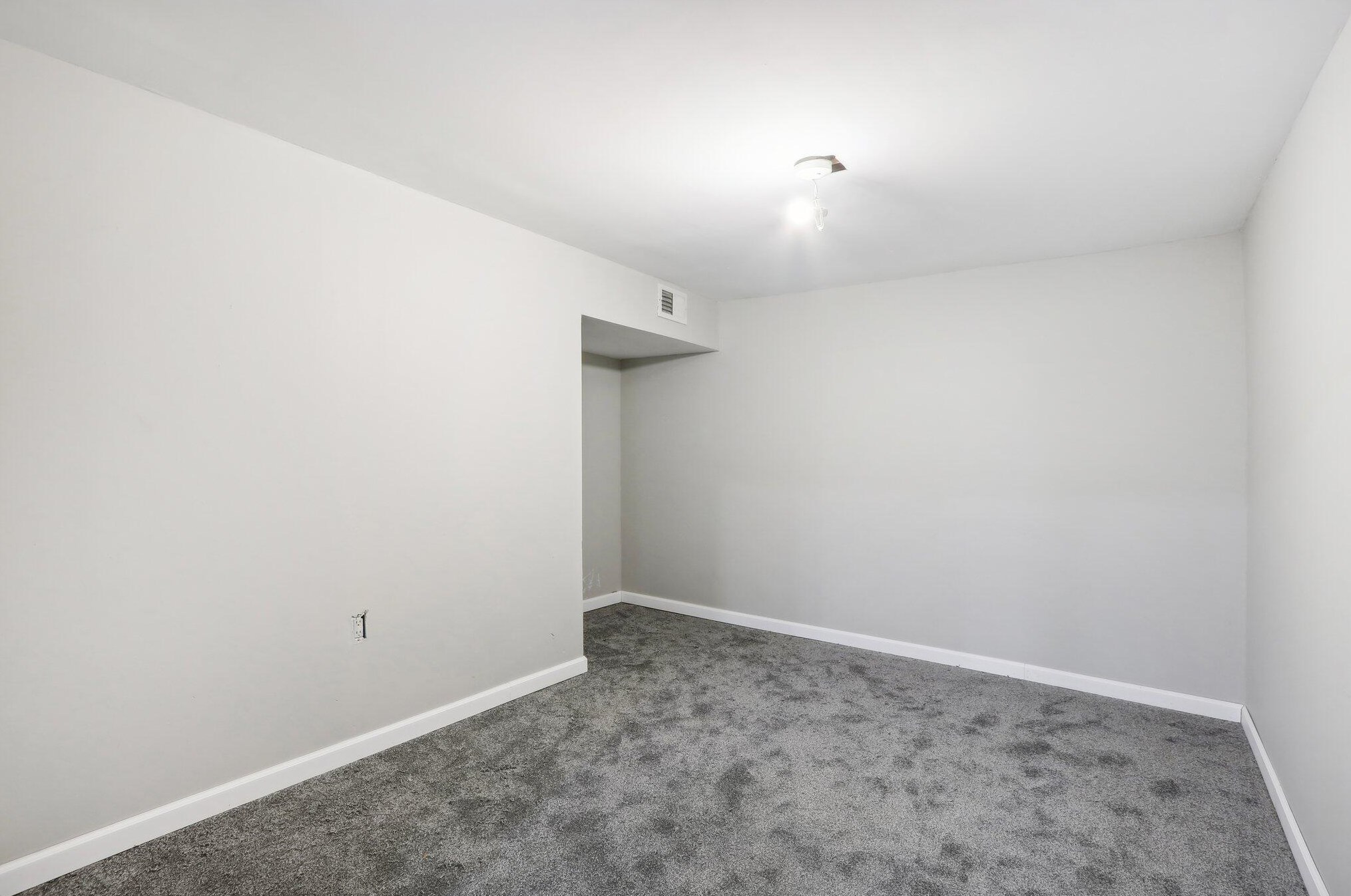 6413 105th St, Milwaukee WI  53224-5100 exterior