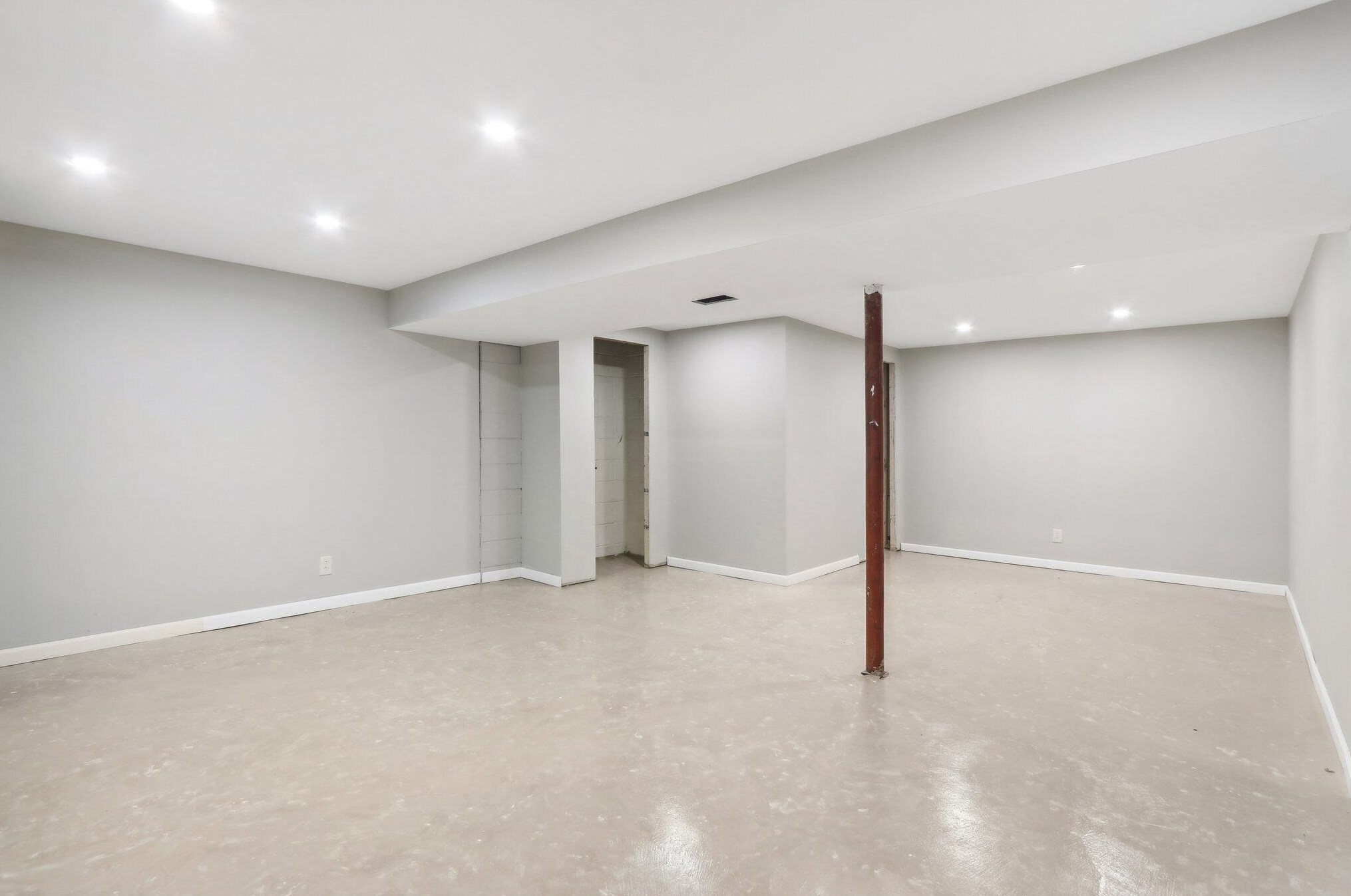 6413 105th St, Milwaukee WI  53224-5100 exterior