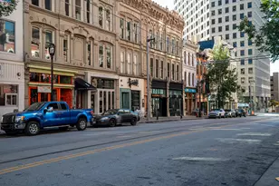 741 N Milwaukee St, Milwaukee, WI 53202 - Photo 27