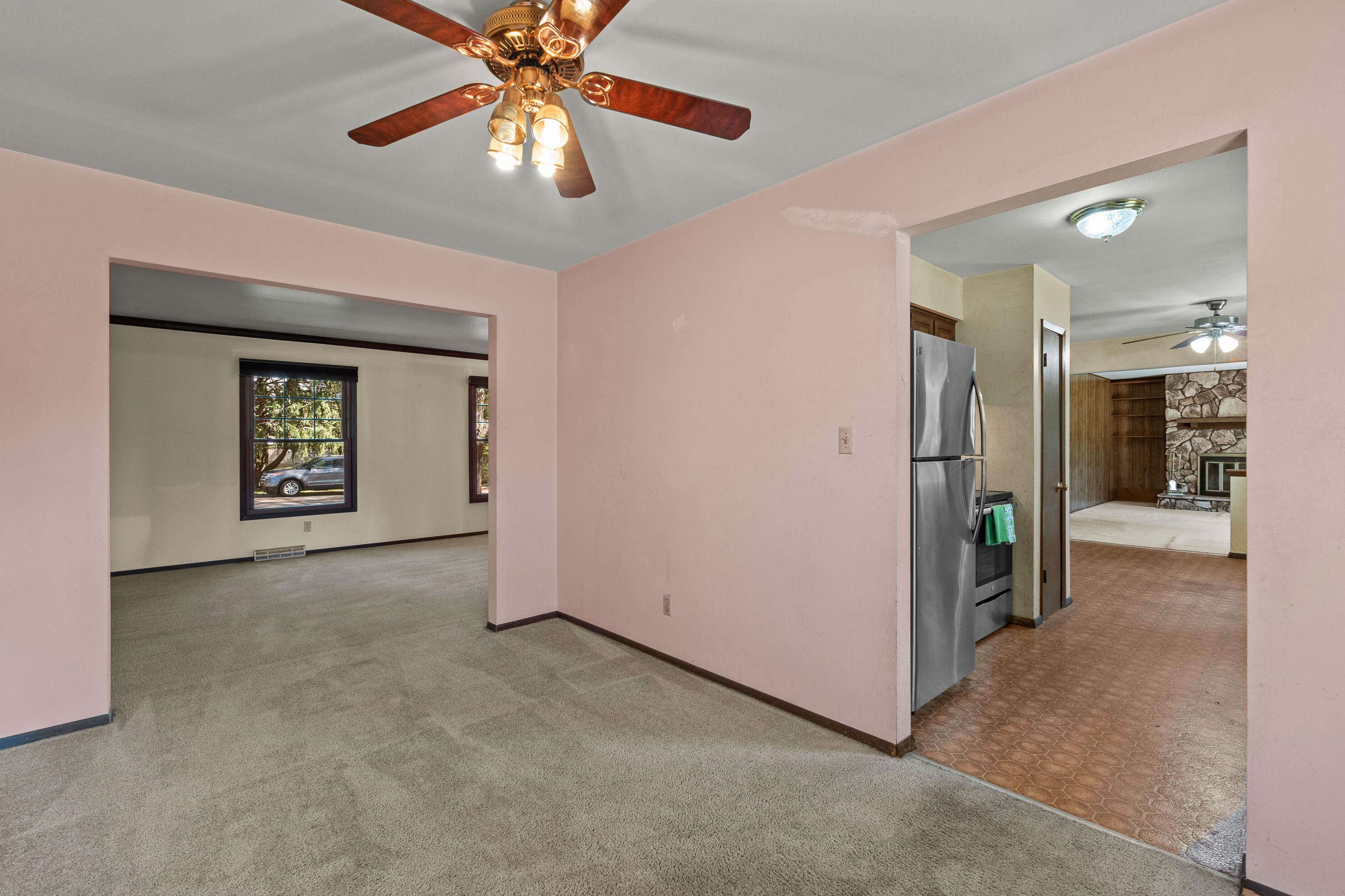 5855 111, Milwaukee WI 53227-1117 exterior