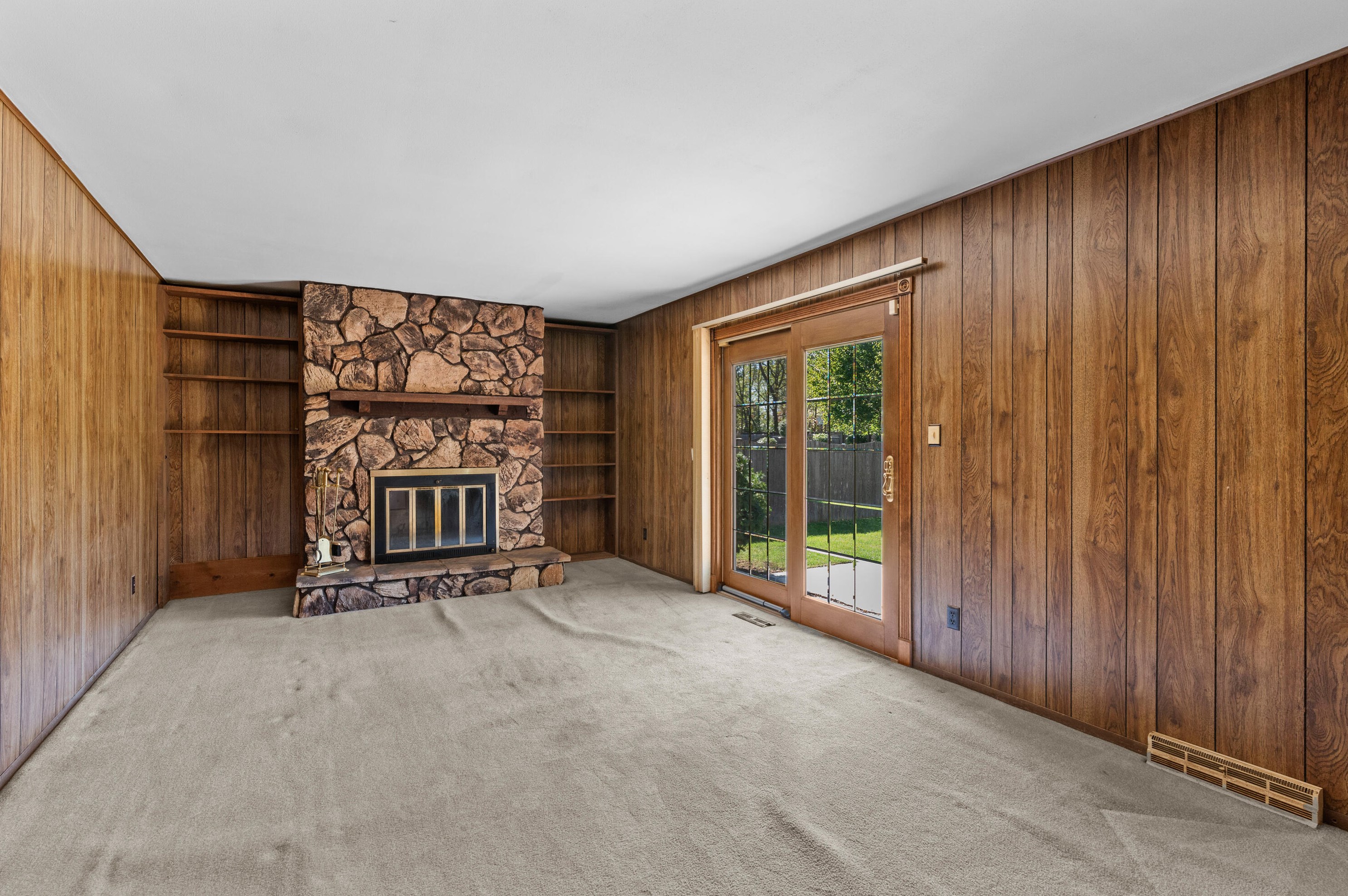 5855 111, Milwaukee WI 53227-1117 exterior