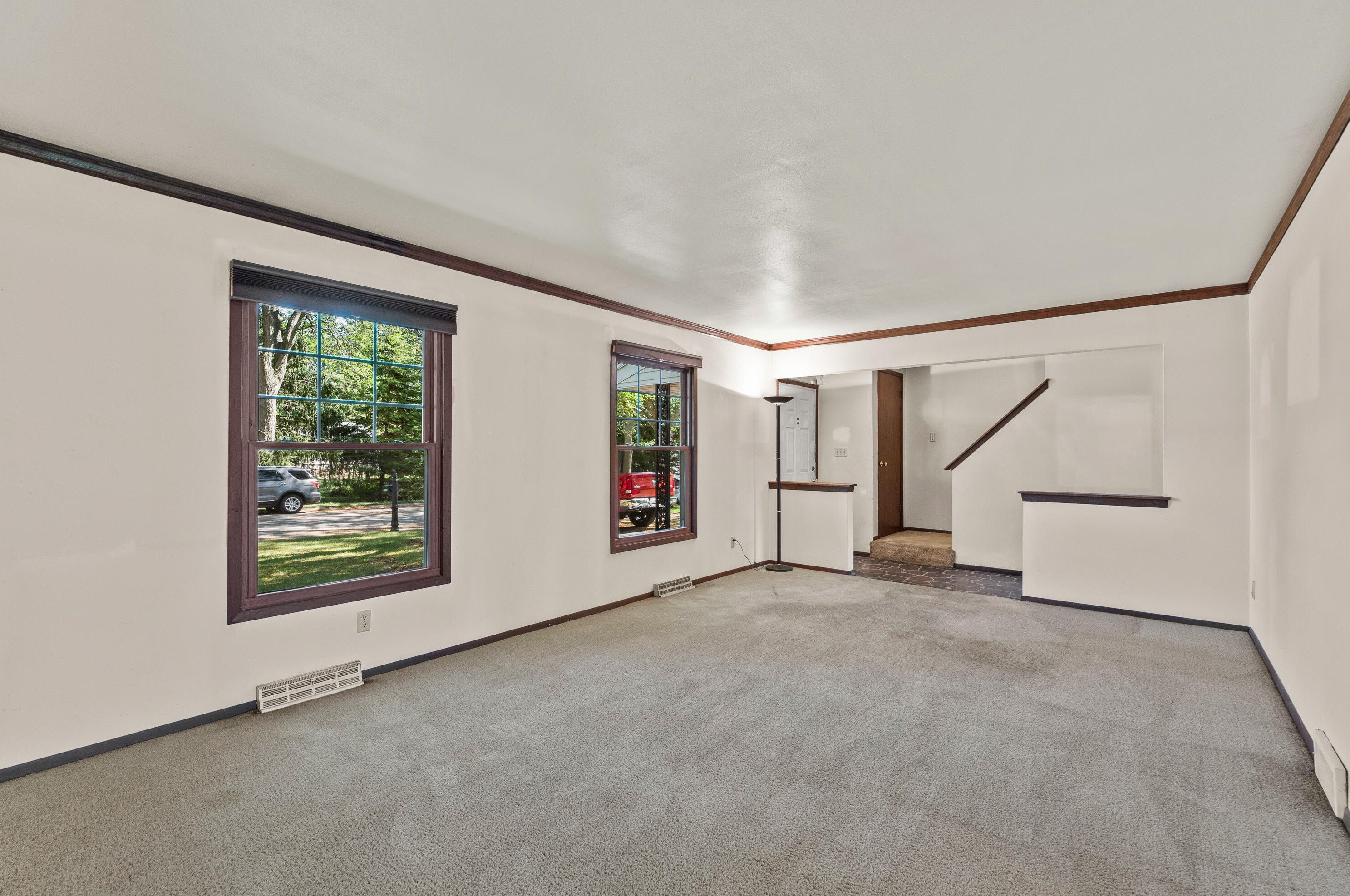 5855 111, Milwaukee WI 53227-1117 exterior