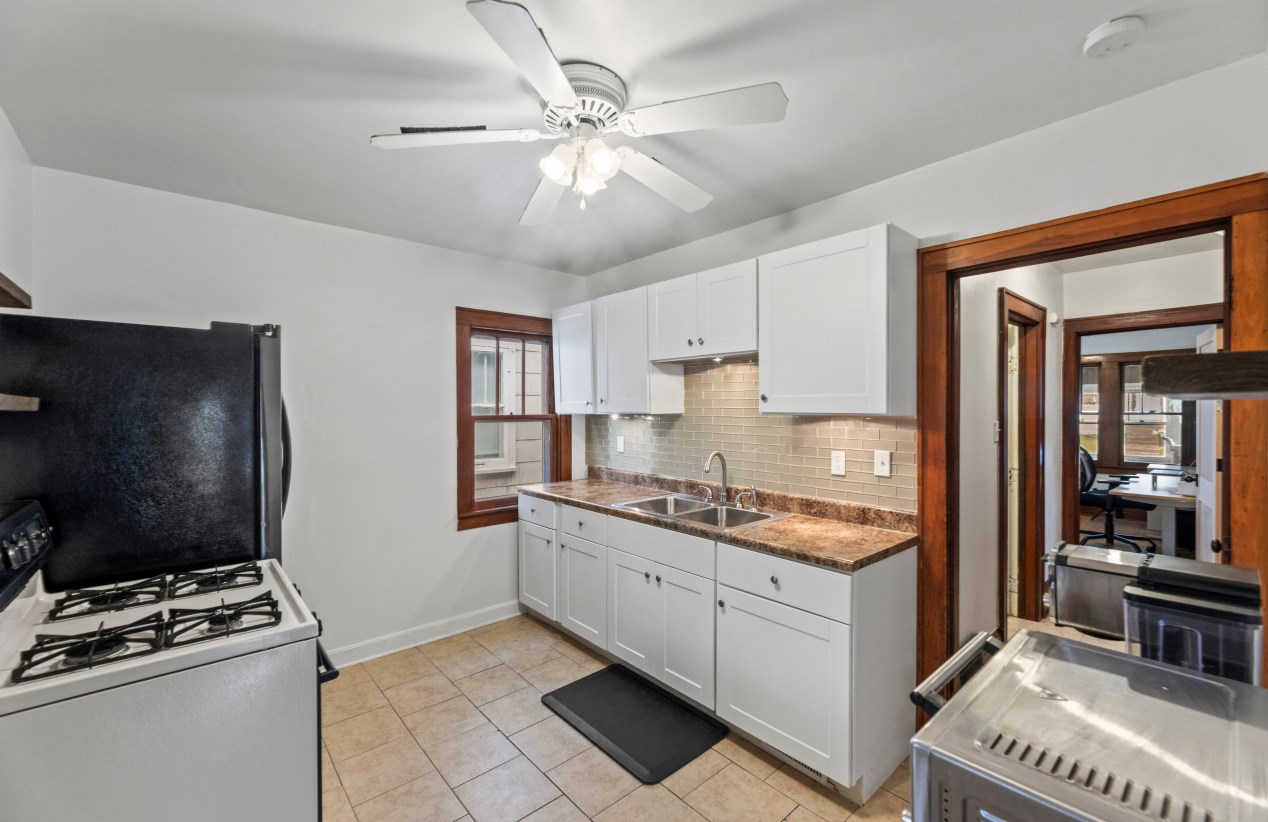 900 56, Milwaukee WI 53214-3327 exterior