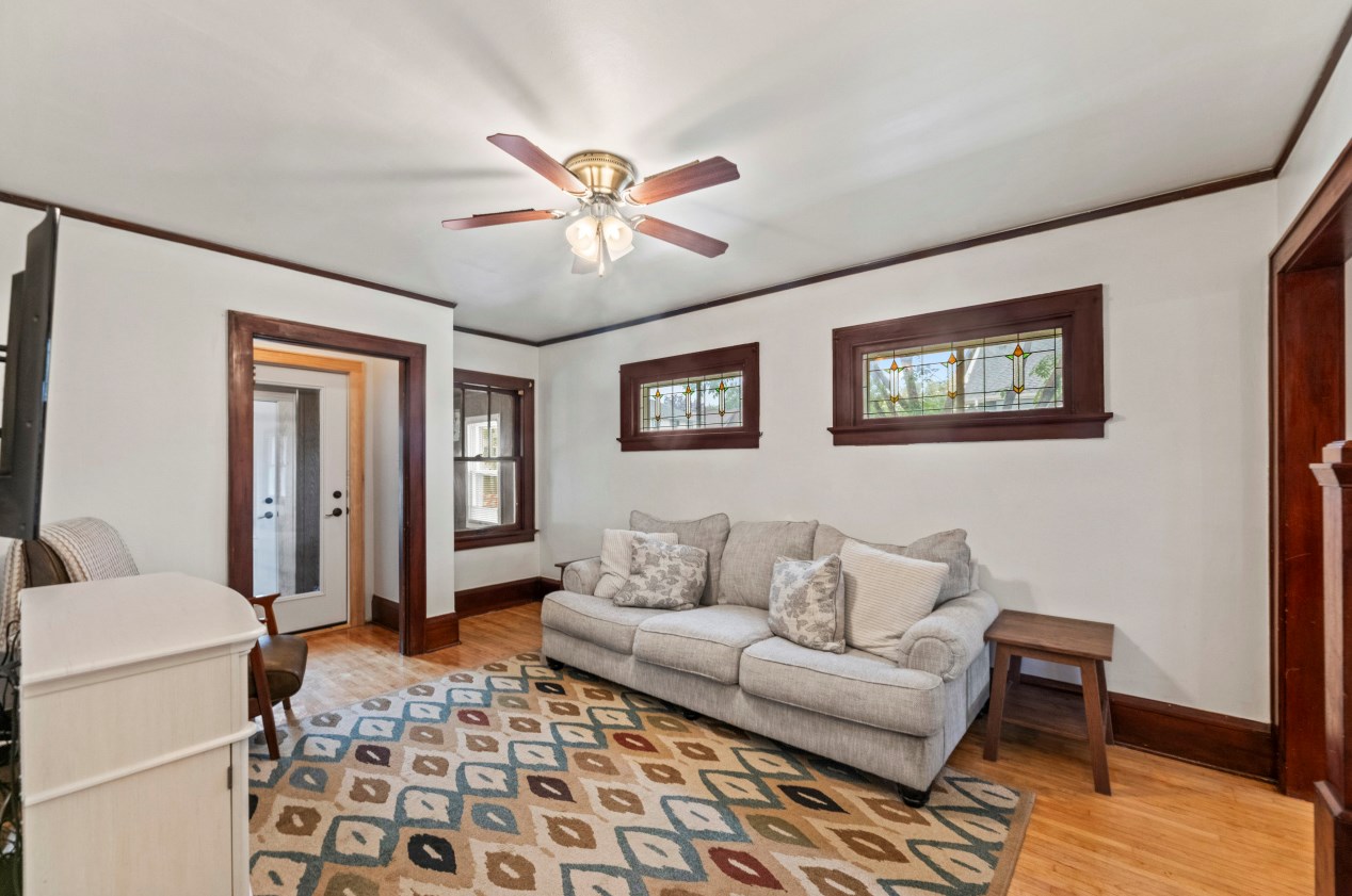 900 56, Milwaukee WI 53214-3327 exterior