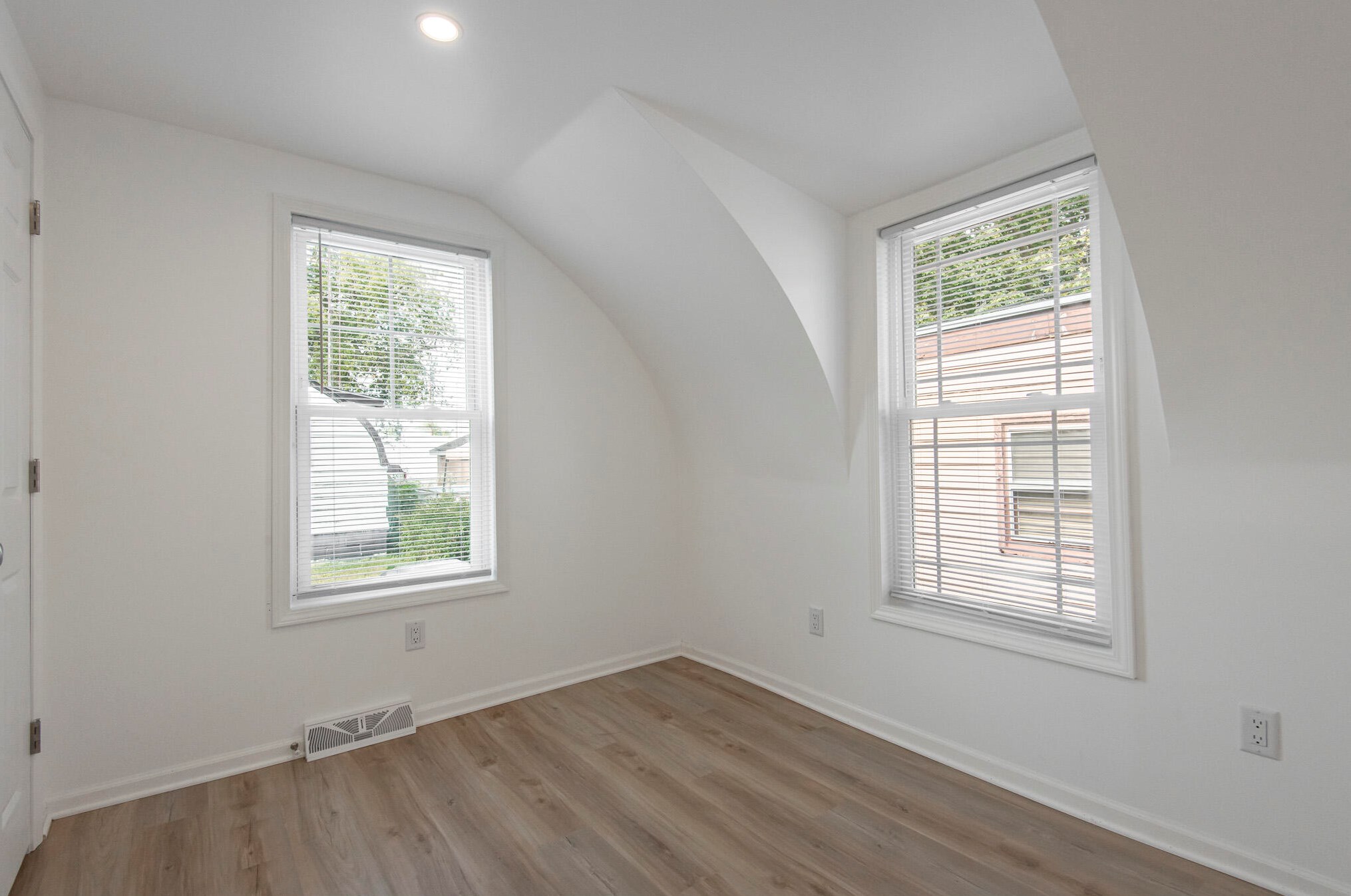 9706 Corliss Ave, Sturtevant WI  53177-2421 exterior