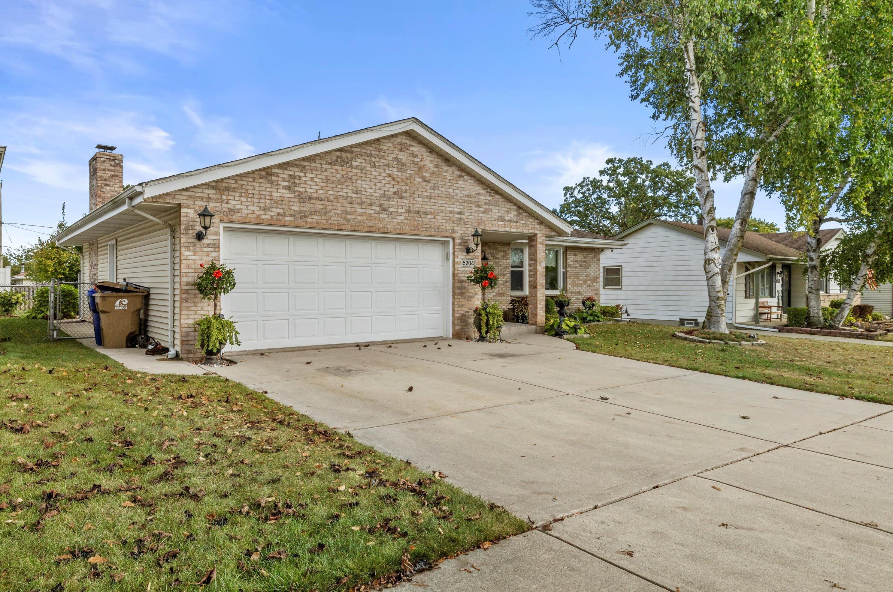 5204 62 St, Kenosha WI 53142-3043 exterior