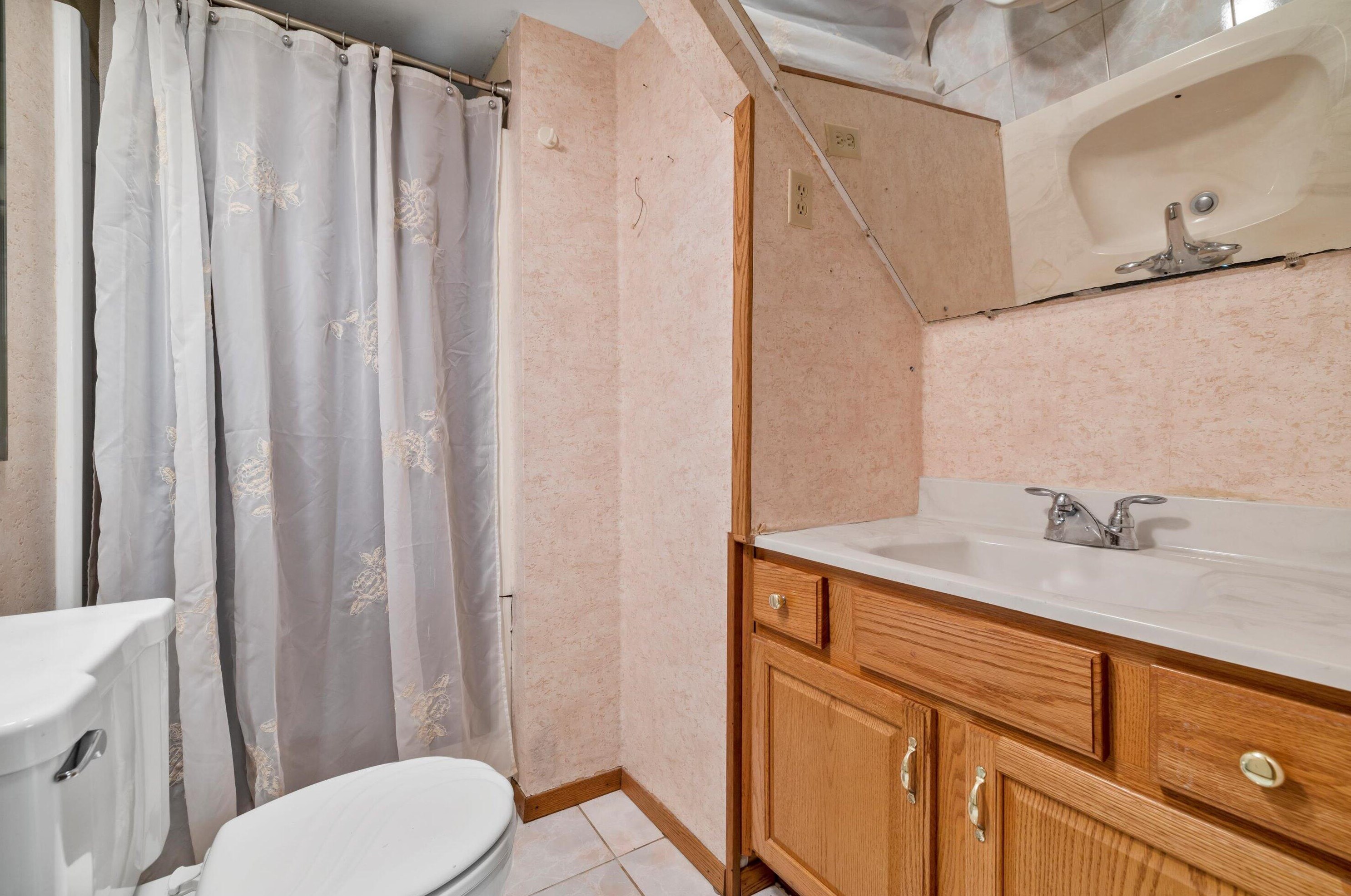 5204 62 St, Kenosha WI 53142-3043 exterior