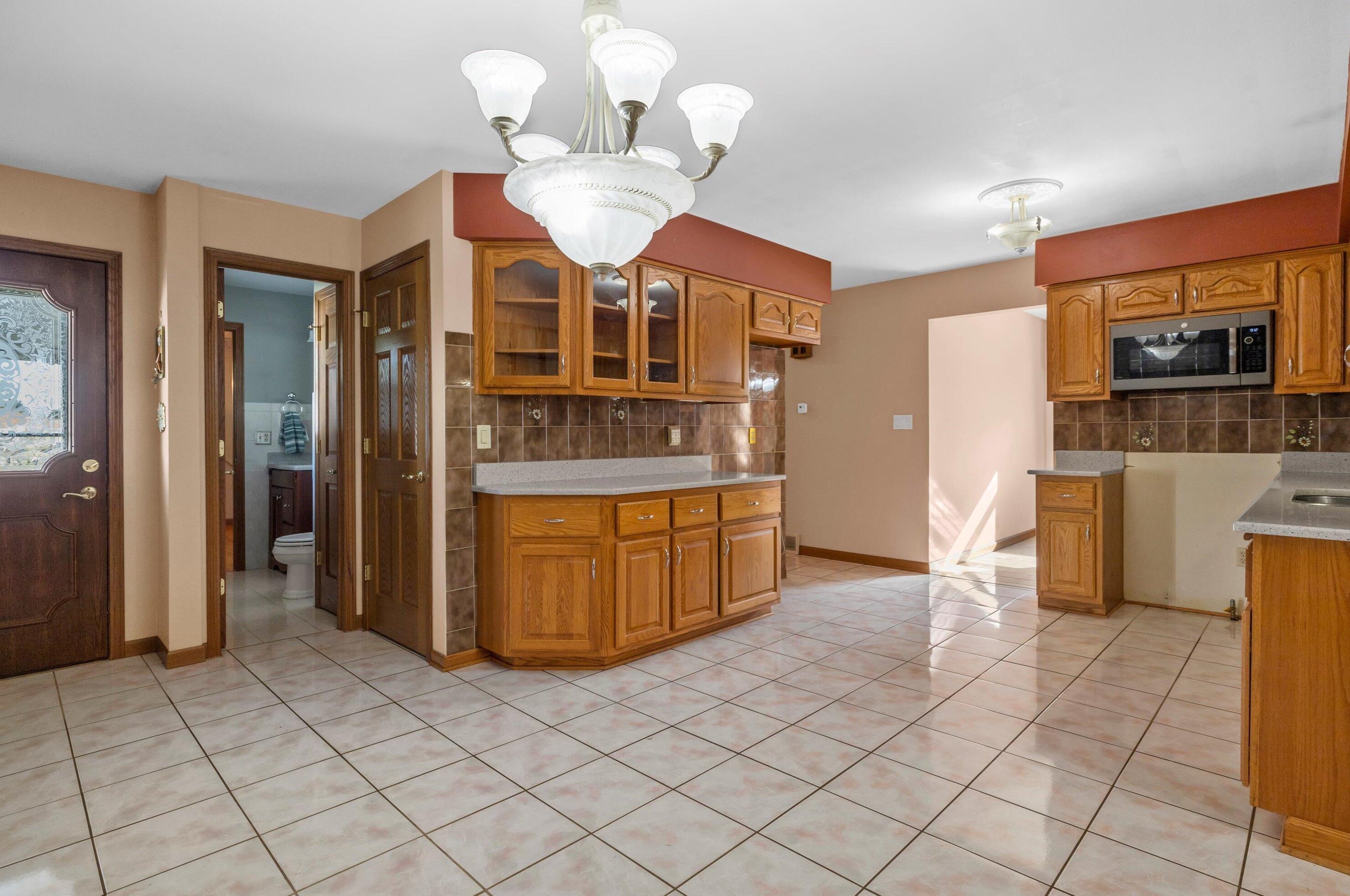 5204 62 St, Kenosha WI 53142-3043 exterior