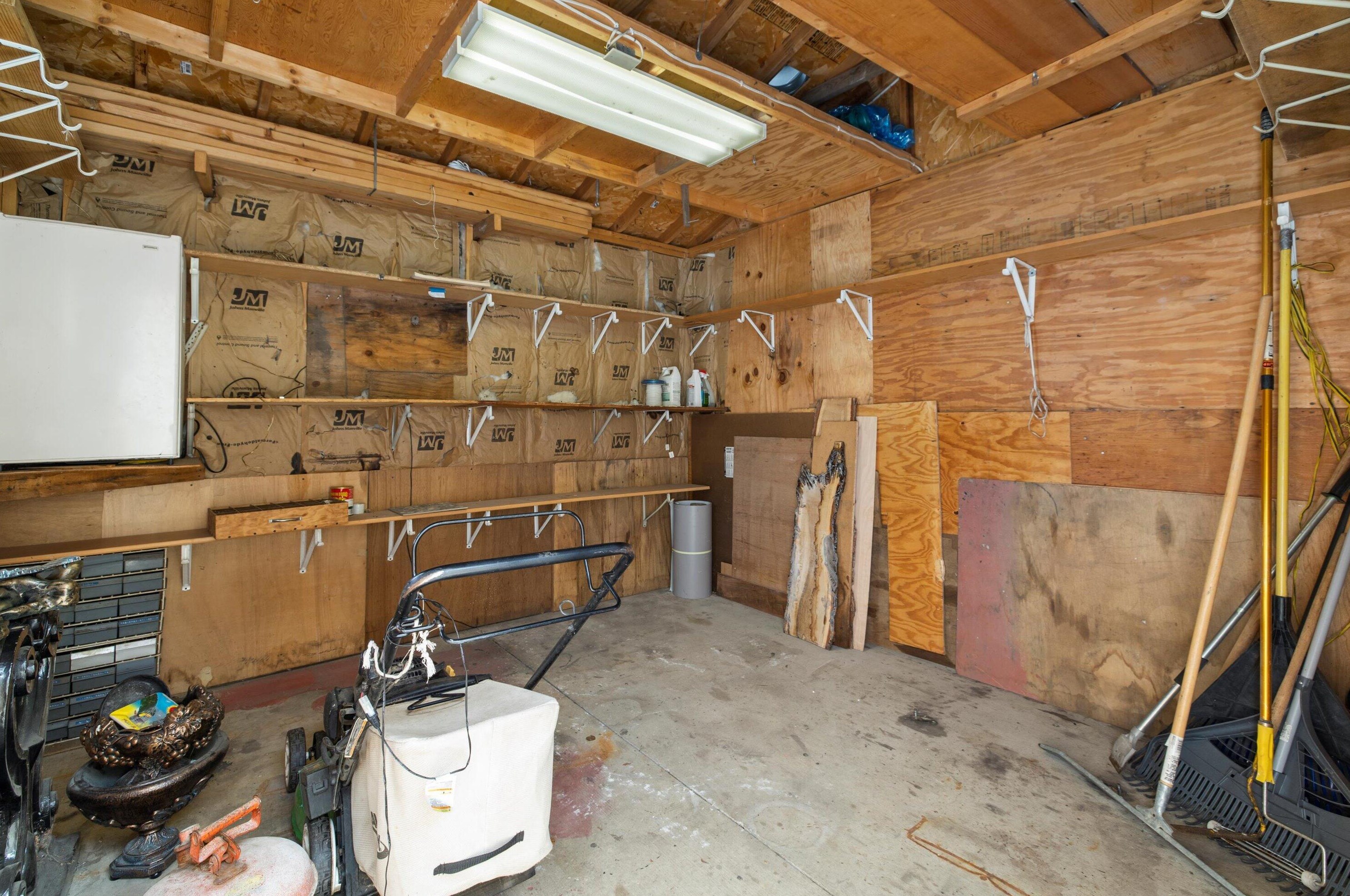 5204 62 St, Kenosha WI 53142-3043 exterior