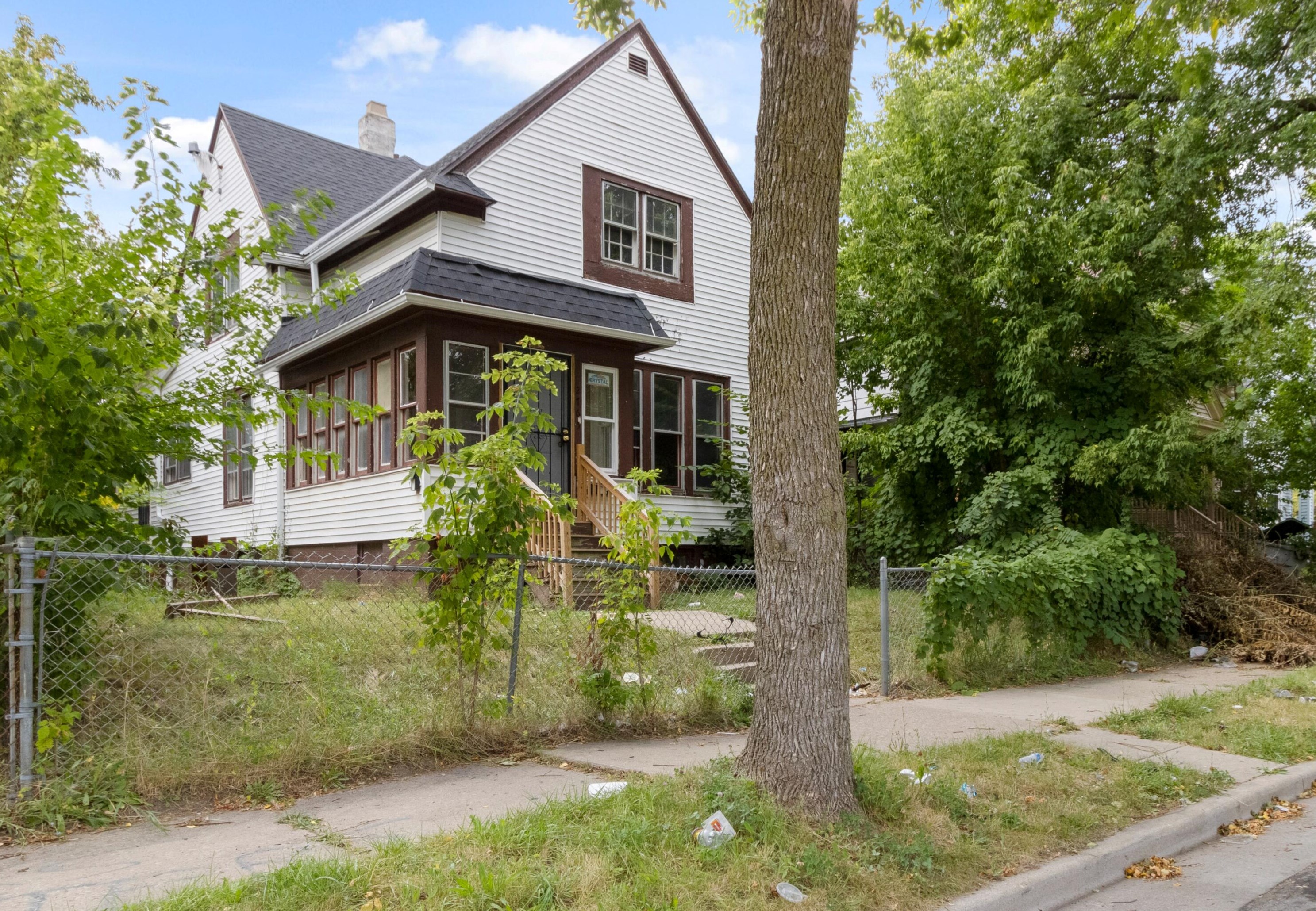 2765 26th St, Milwaukee WI  53206-1147 exterior