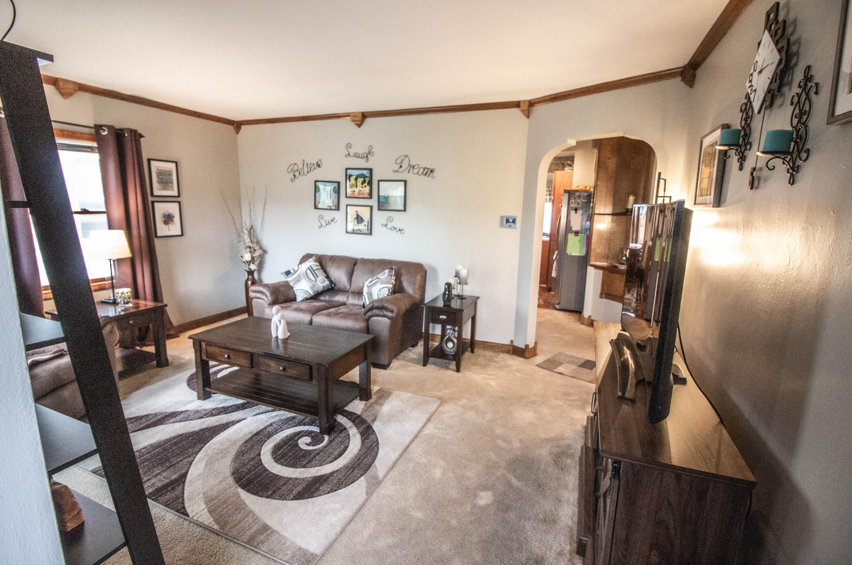 1641 53, Milwaukee WI 53214-5328 exterior