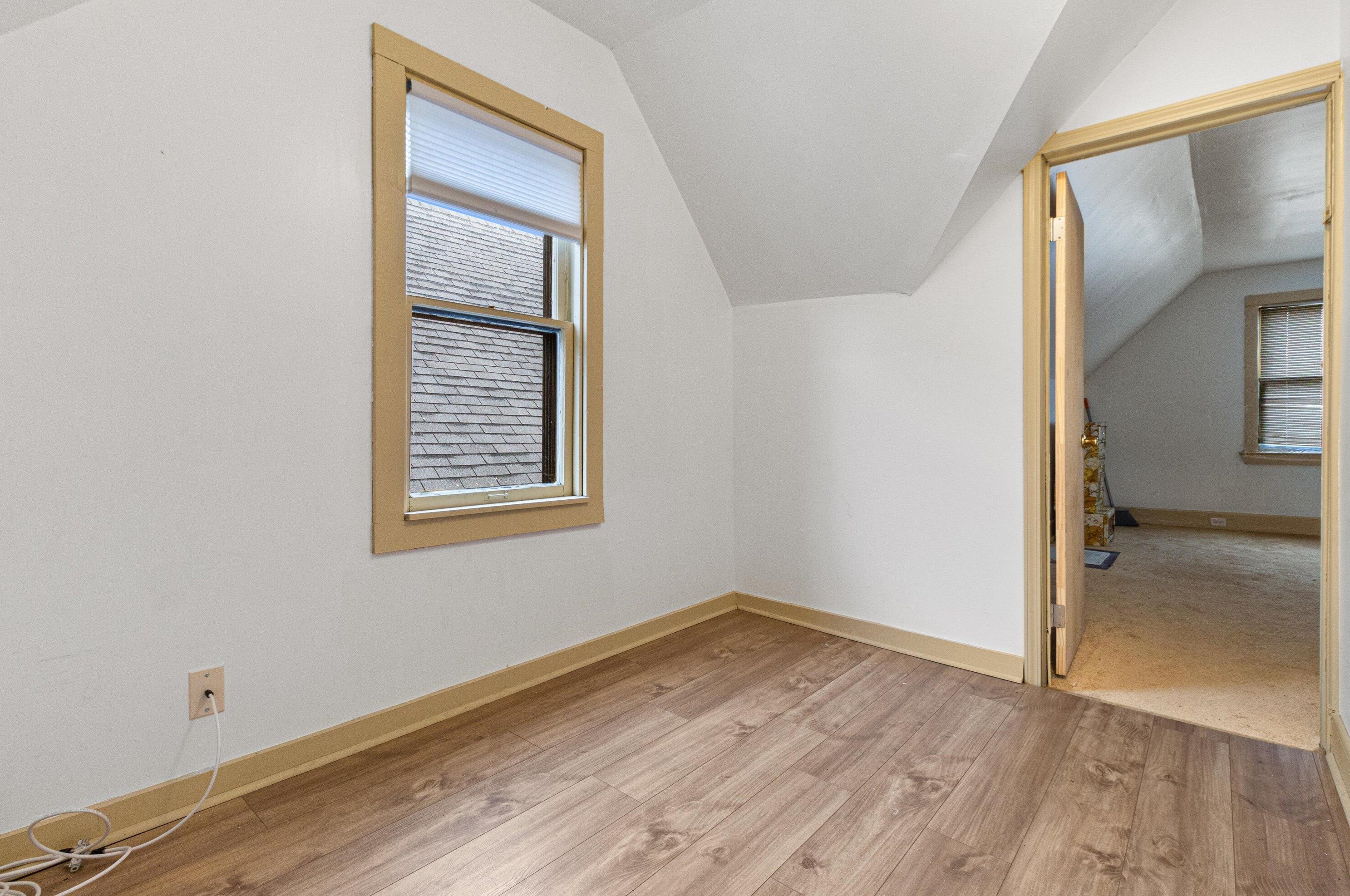 2622 20th St, Milwaukee WI 53215-3015 exterior