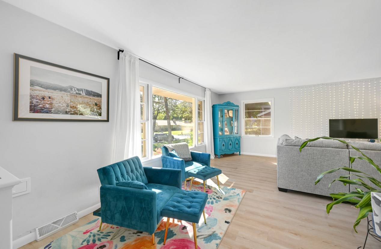 1661 118, Milwaukee WI 53226-3023 exterior