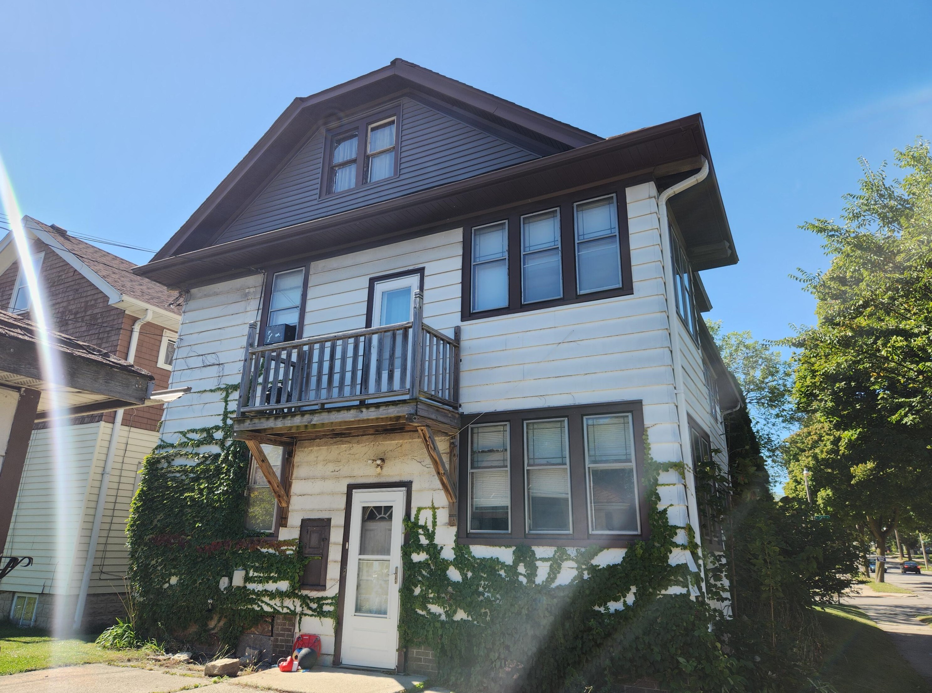 2774 56th St, Milwaukee WI  53210-1523 exterior