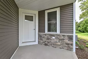 310 N Trailview Circle, Racine, WI 53185 - Photo 21