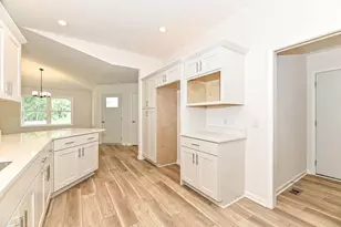 310 N Trailview Circle, Racine, WI 53185 - Photo 11