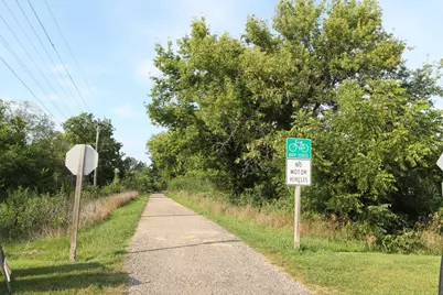 310 N Trailview Cir, Racine, WI 53185 - Photo 29