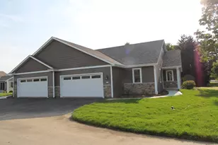 311 N Trailview Circle, Racine, WI 53185 - Photo 21