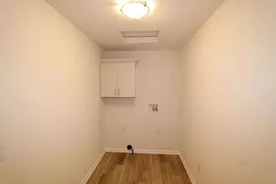 311 N Trailview Circle, Racine, WI 53185 - Photo 7