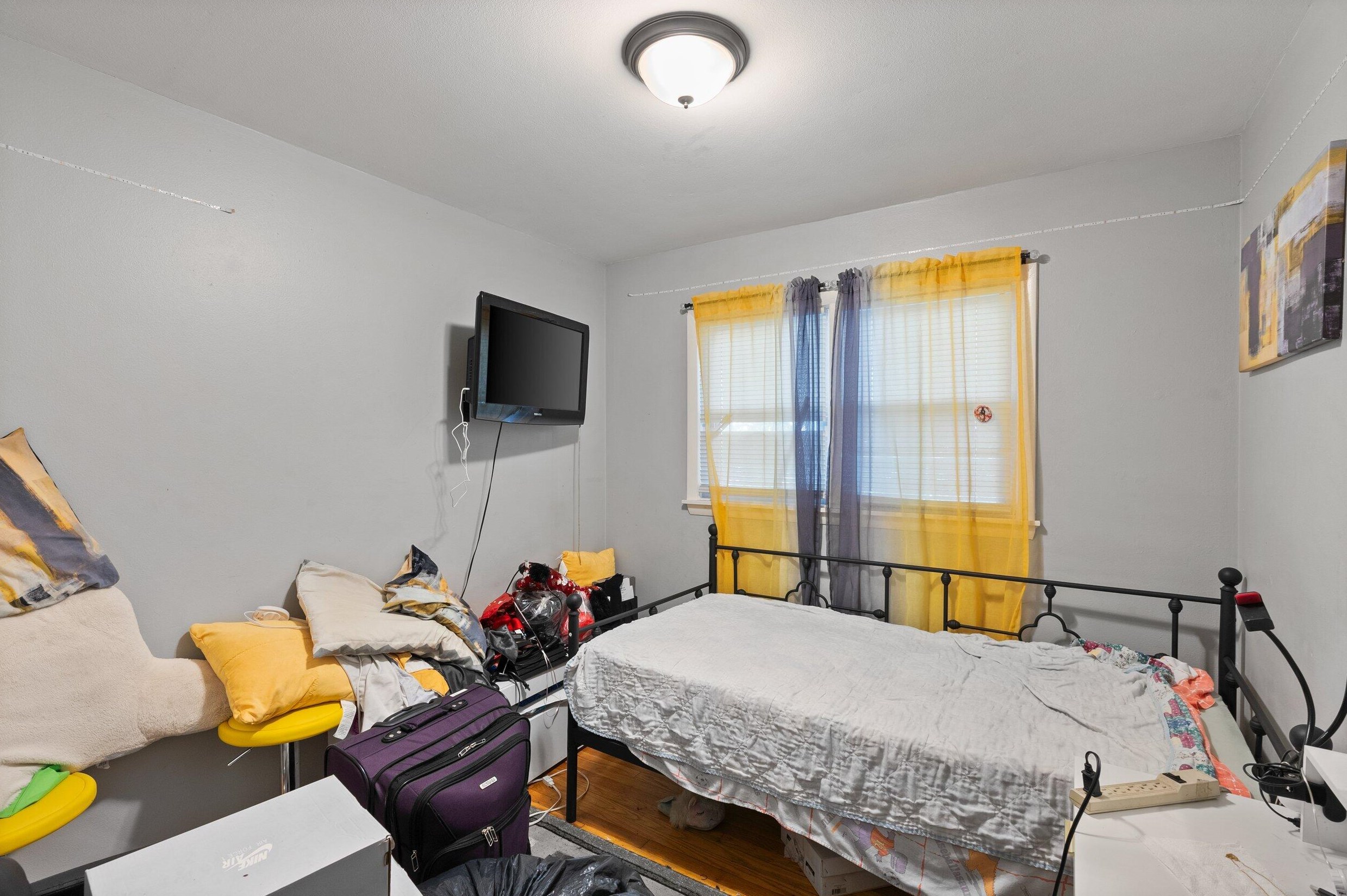 5380 67, Milwaukee WI 53214-1764 exterior