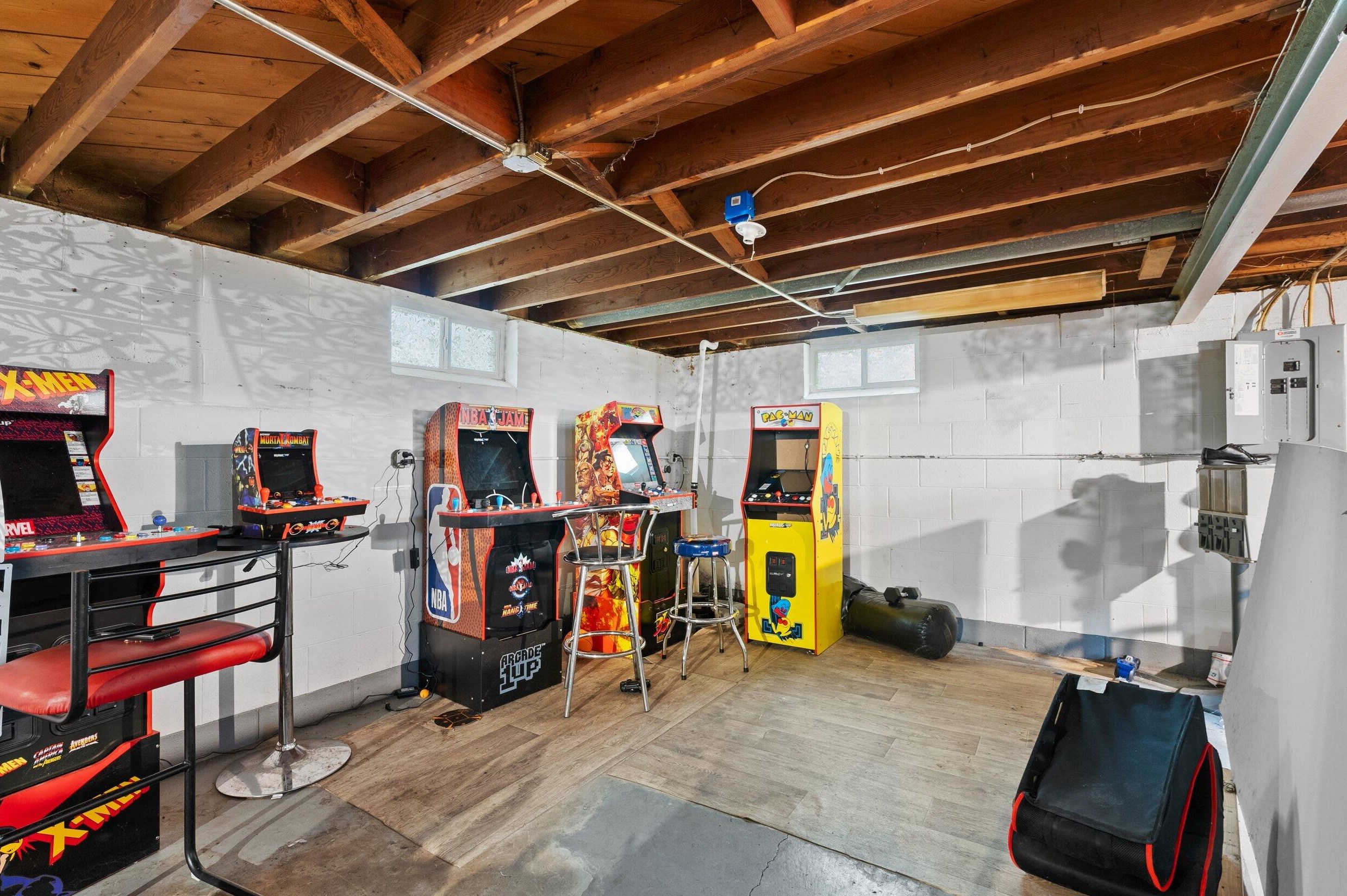 5380 67, Milwaukee WI 53214-1764 exterior