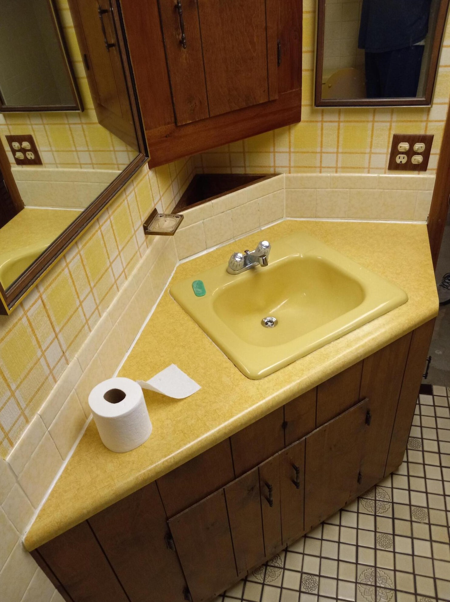 4054 64, Milwaukee WI 53216-1148 exterior