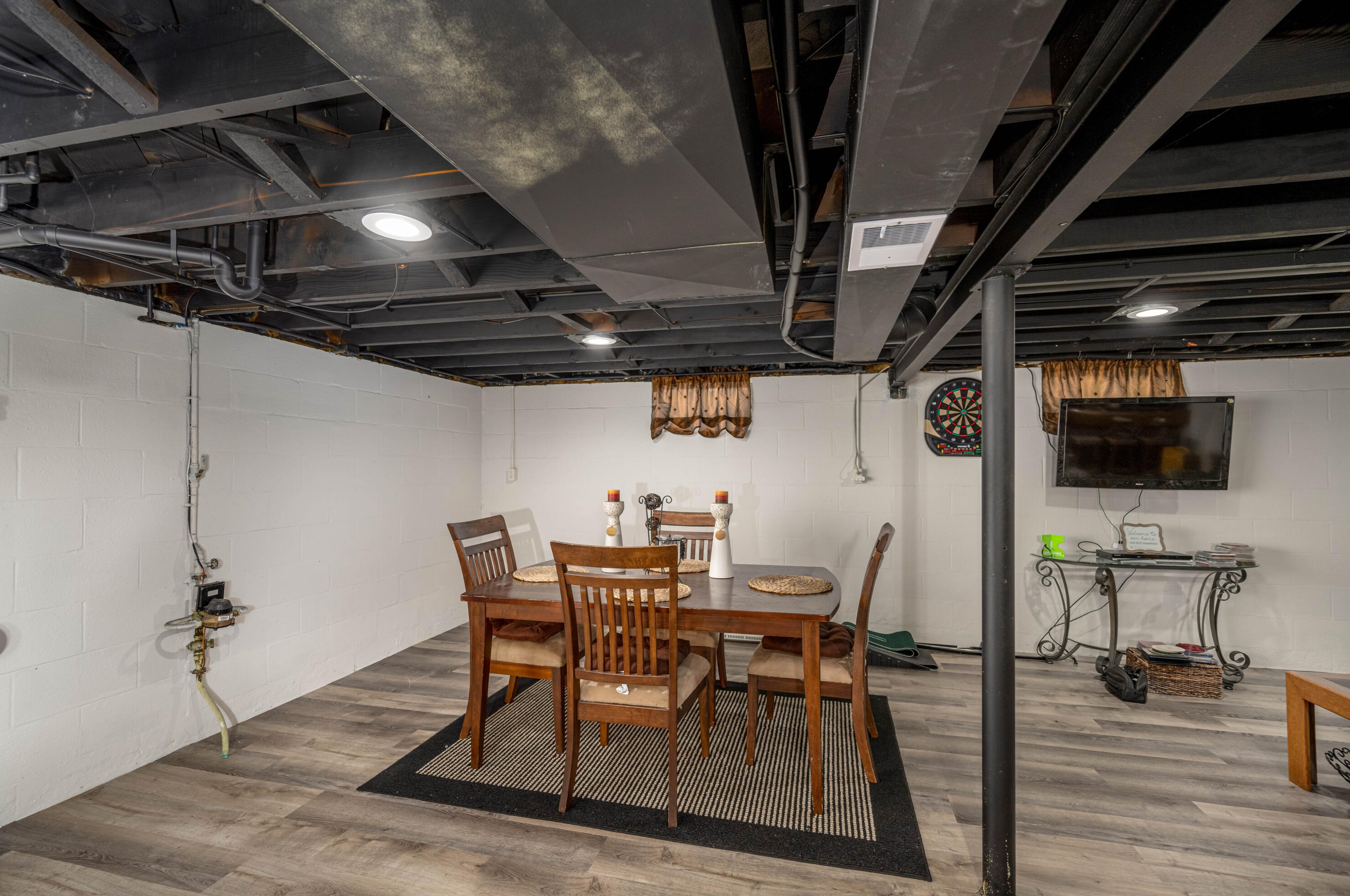 5224 56, Milwaukee WI 53218-3214 exterior