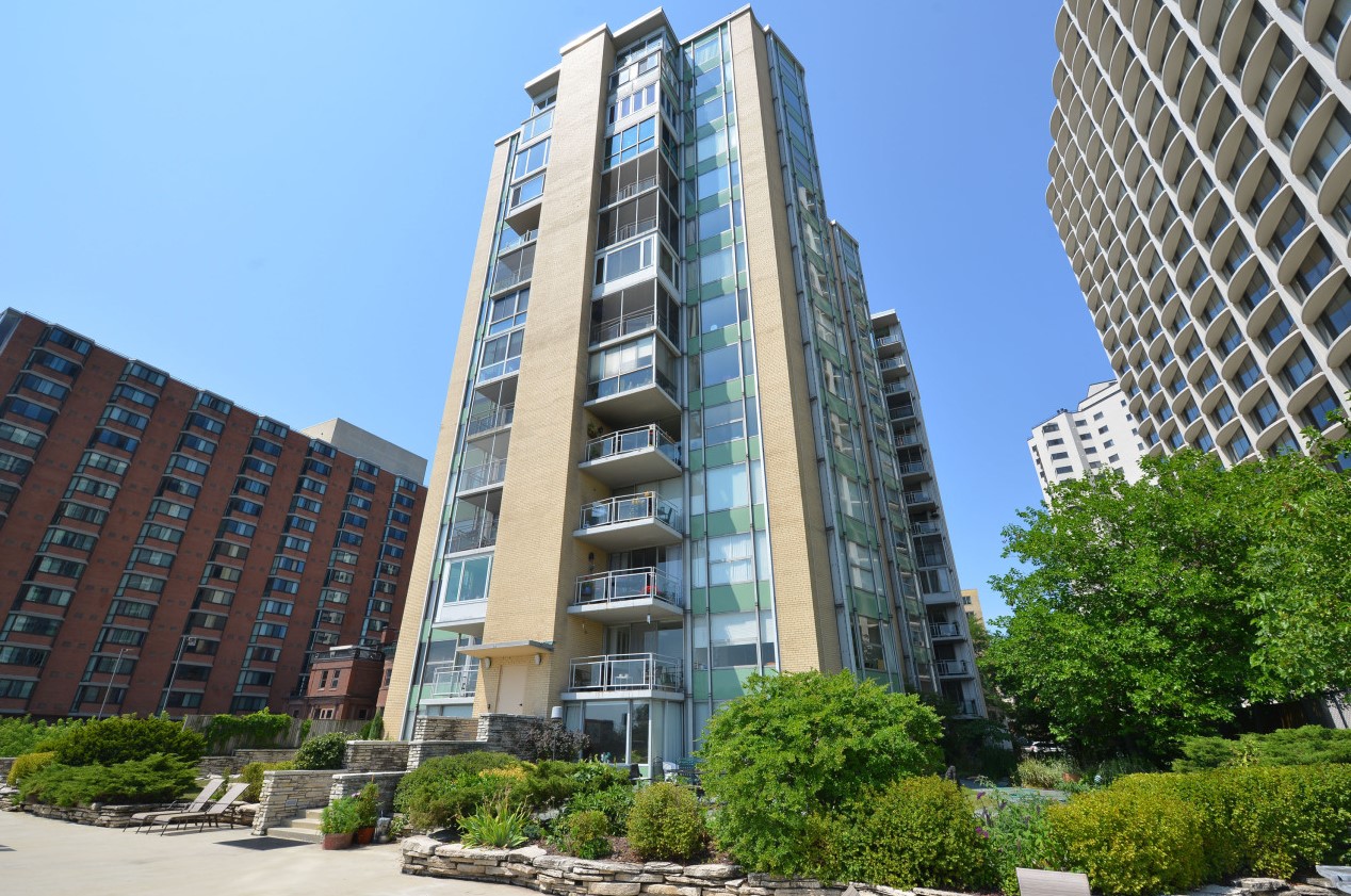 1610 Prospect Ave, Milwaukee WI 53202-2499 exterior