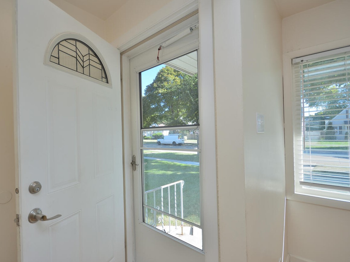 3821 20th St, Milwaukee WI 53221-1514 exterior