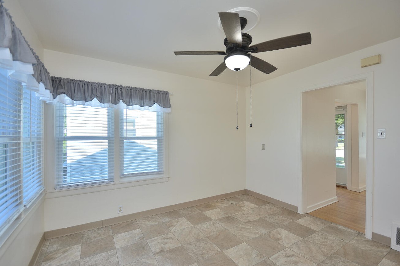 3821 20th St, Milwaukee WI 53221-1514 exterior