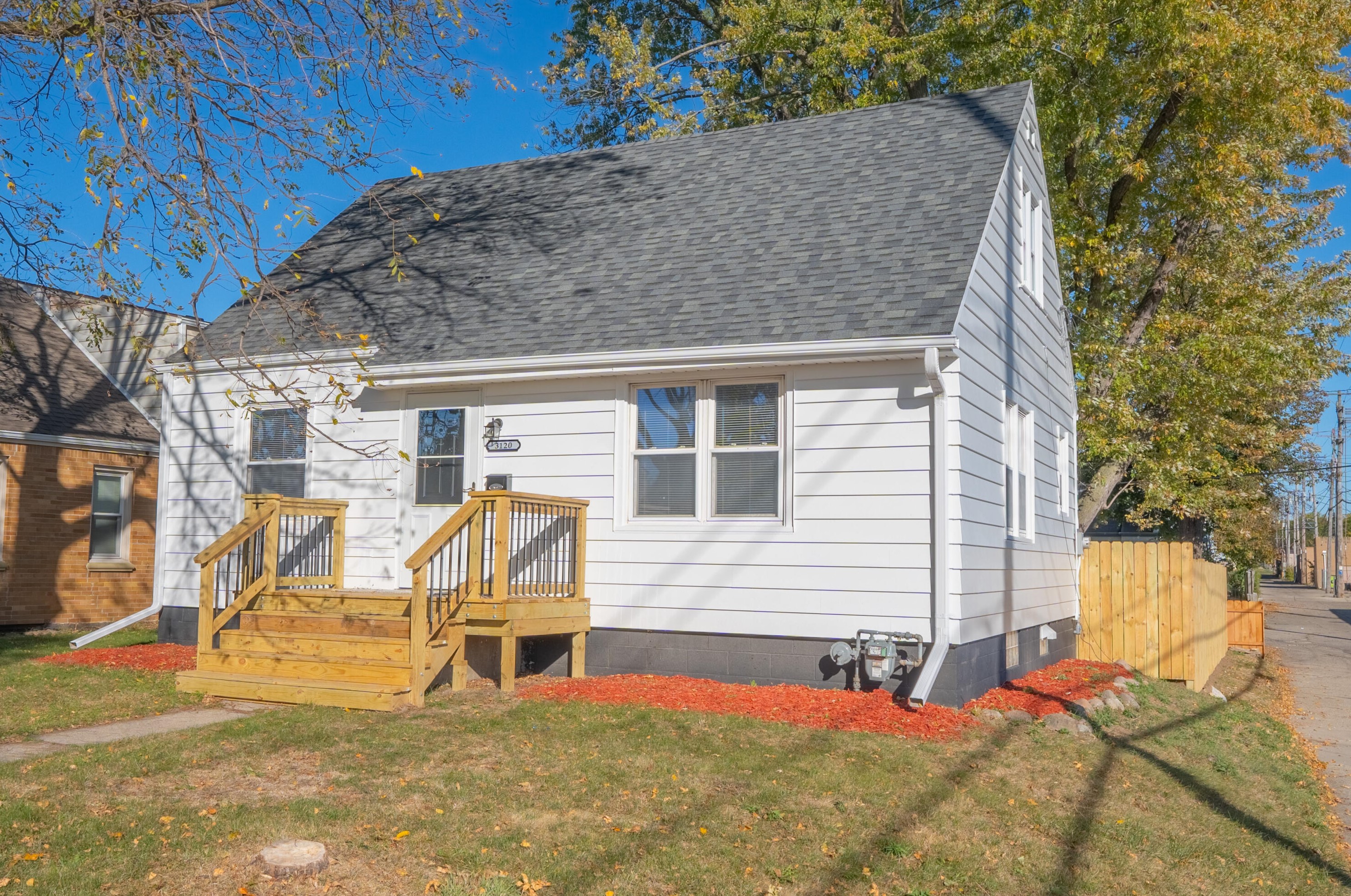 3120 79, Milwaukee WI 53219-1717 exterior