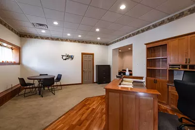 2425  16th St, La Crosse, WI 54601 - Photo 11